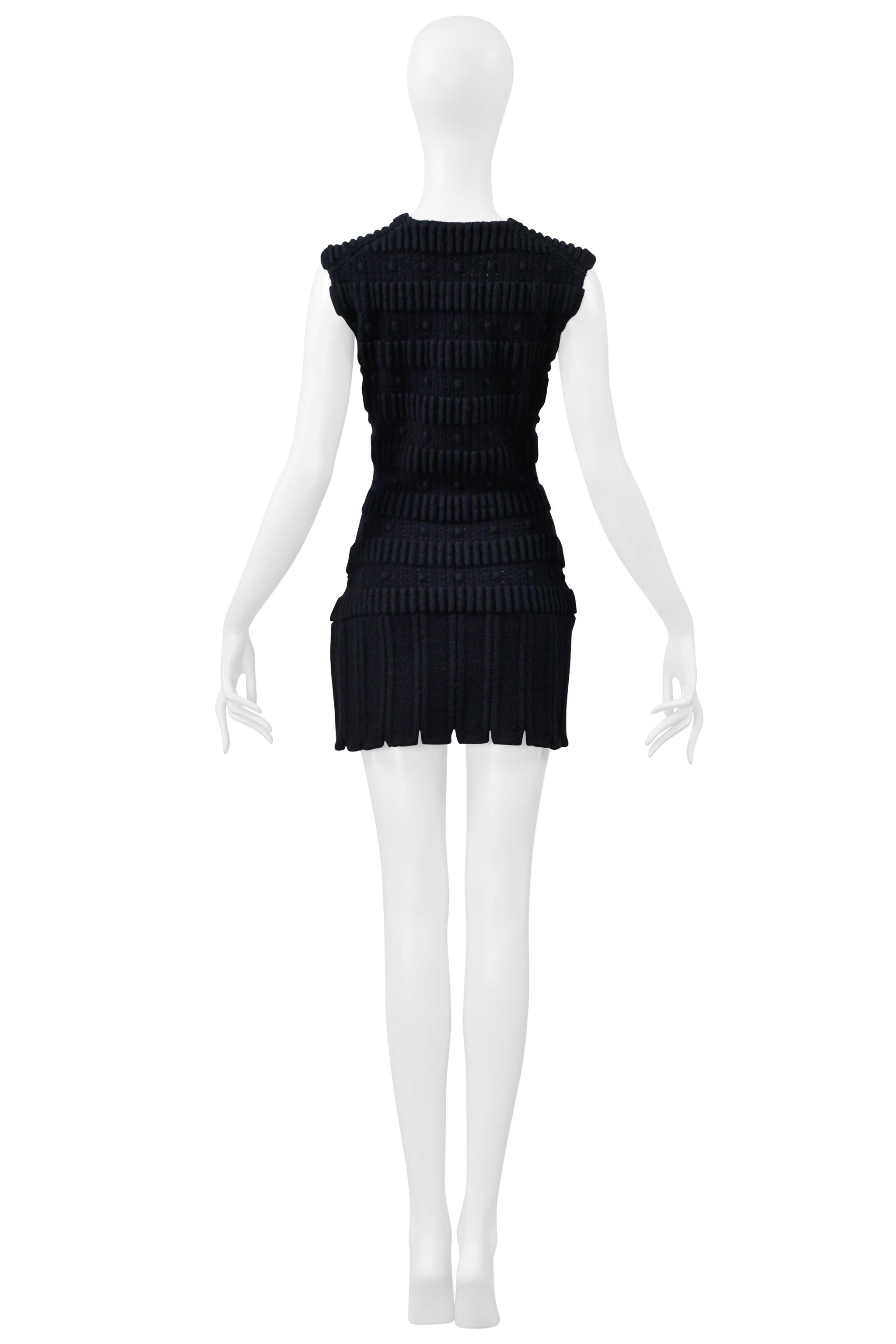 Alaia Schwarzes Wolle Fancy Knit Armor Minikleid im Angebot 4