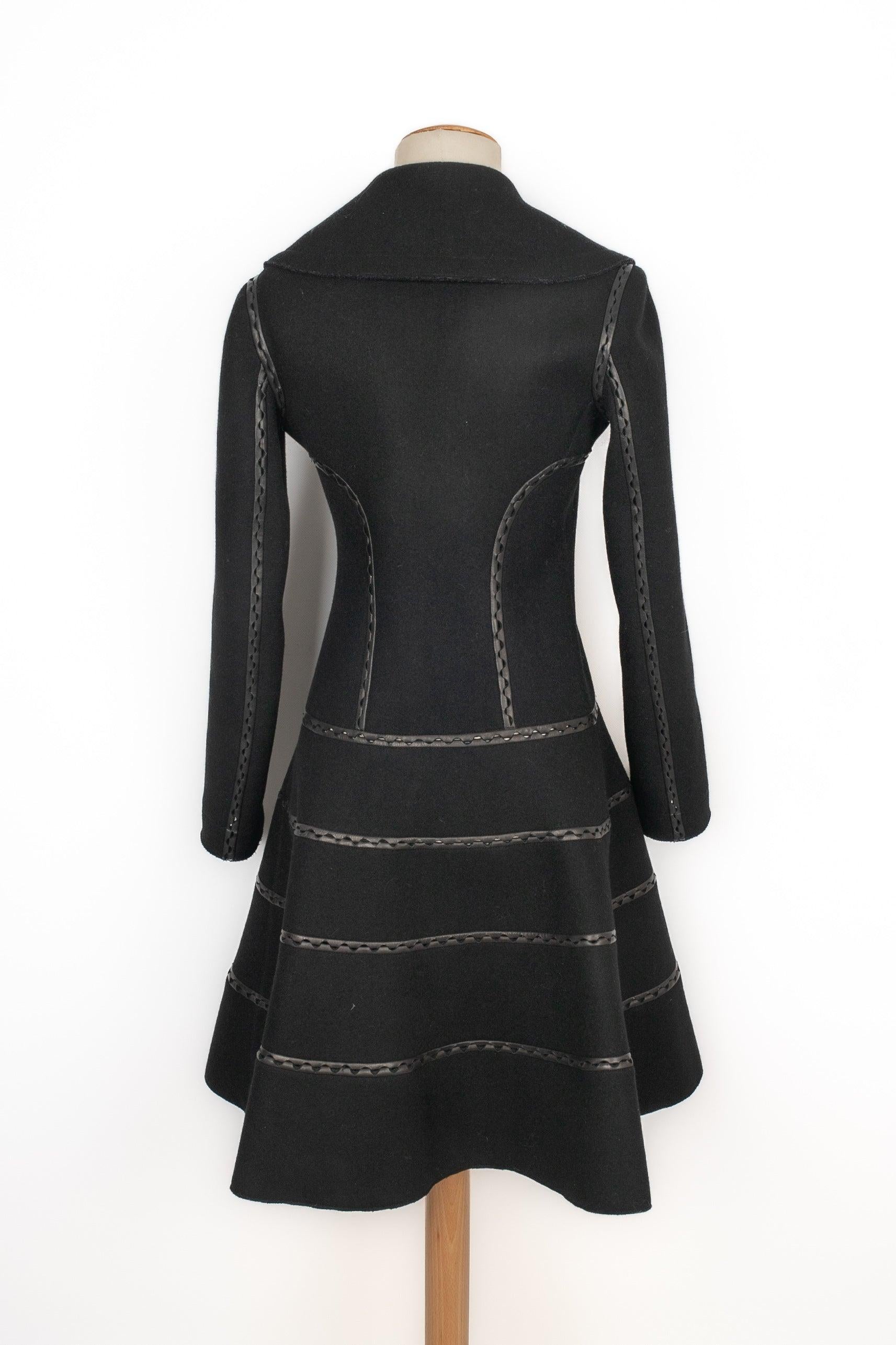 Nero Alaïa Cappotto in lana nera di media lunghezza, 2005 in vendita