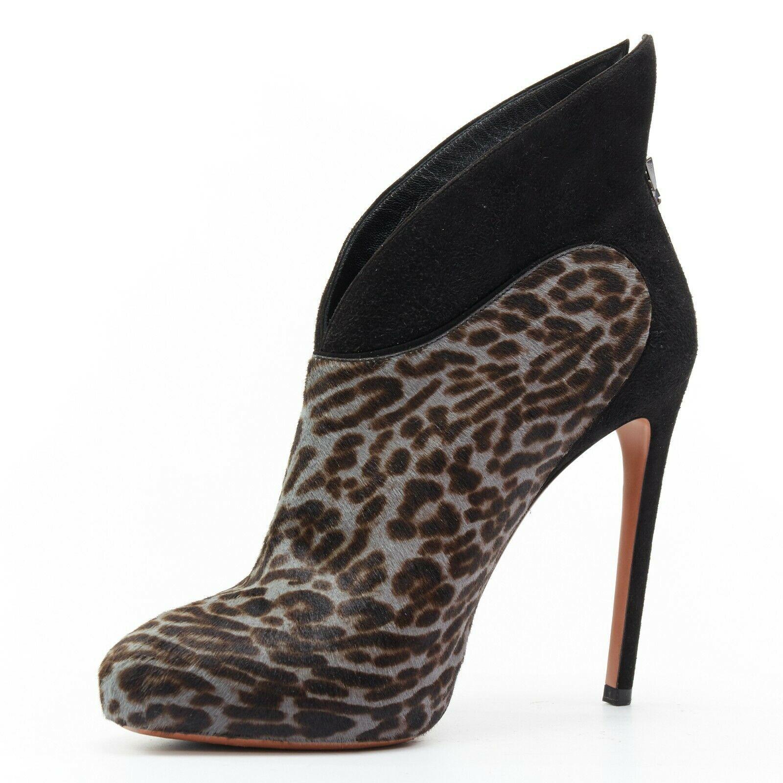 ALAIA blue black leopard print calf hair suede angular wing back bootie EU39.5 In Excellent Condition In Hong Kong, NT