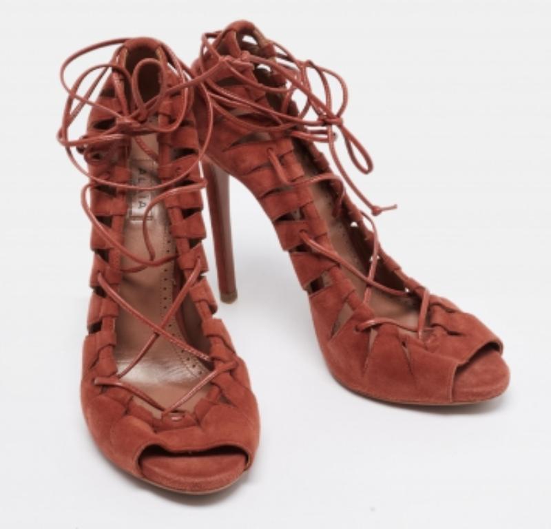 Women's Alaia Brick Brown Suede Cut-Out Peep-Toe Ankle-Tie Sandals Size 39 For Sale