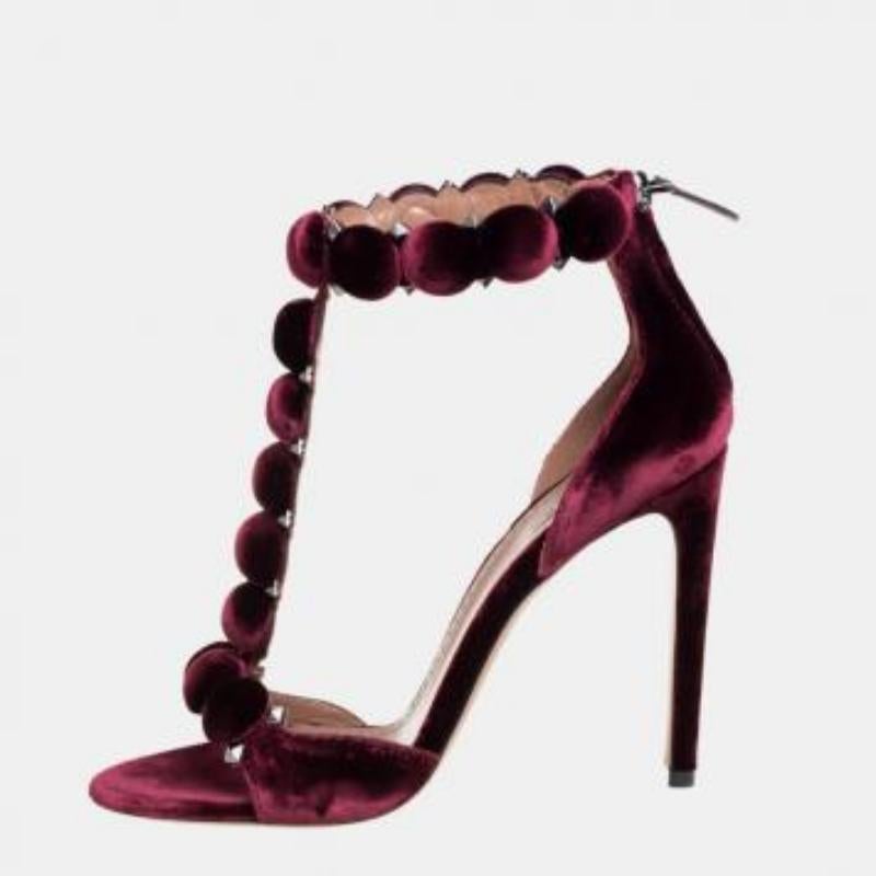 Alaia Burgundy Velvet Studded 'Bombe' T-Strap Ankle Cuff Sandals Size 39 For Sale 3