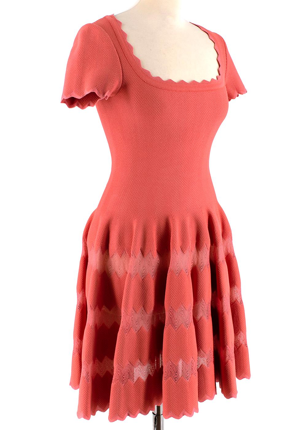 Aaia Coral Flare Mini Dress With Woven Inserts 

- Signature Fit and Flare Silhouette 
- Scallop Trim 
- Soft Folds 
- Sheer Inserts
- Scoop Neckline 
- Back Zip
- Woven With Slight Stretch 
-Silk Skirt Lining 

Material:
- 50% Viscose 
- 40% Silk