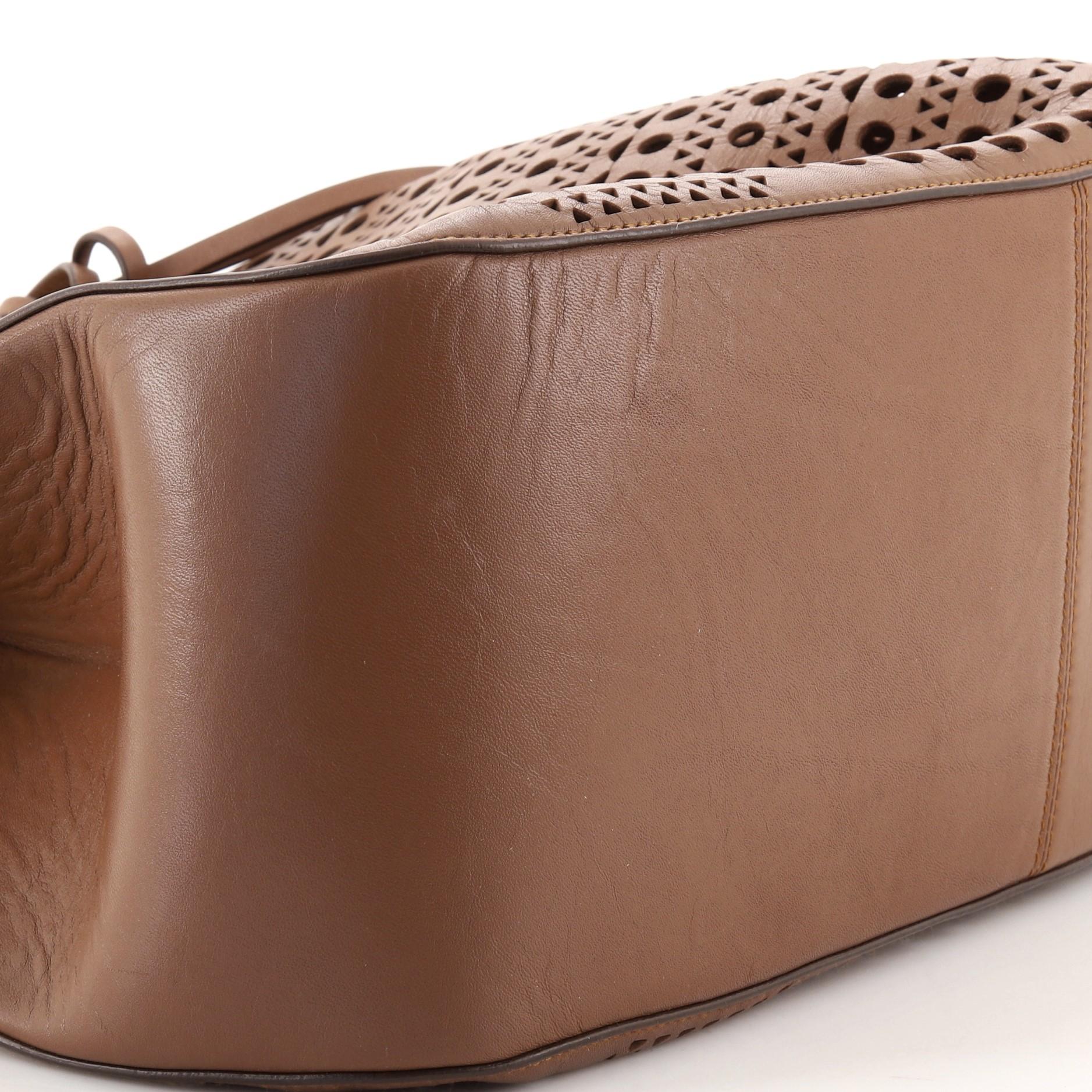 Bolso bandolera Alaia con cordón Piel perforada Mediano 2