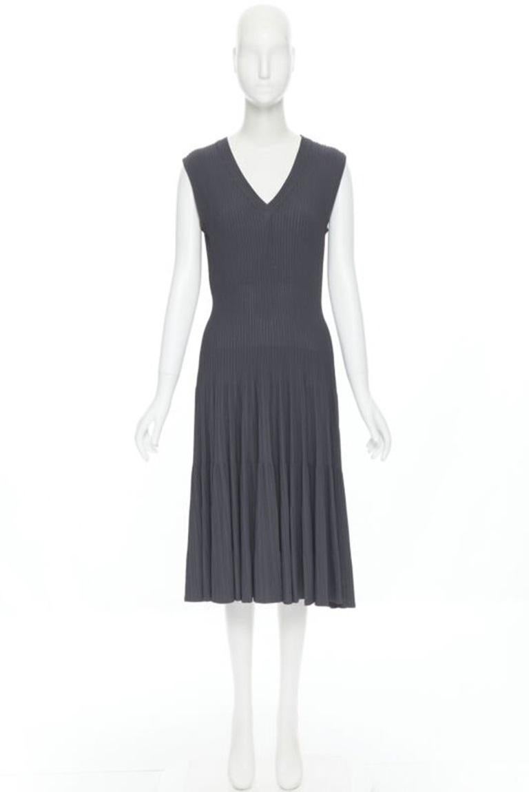 Black ALAIA dust grey ribbed V-neck sleeveless fit flared cocktail dress M For Sale