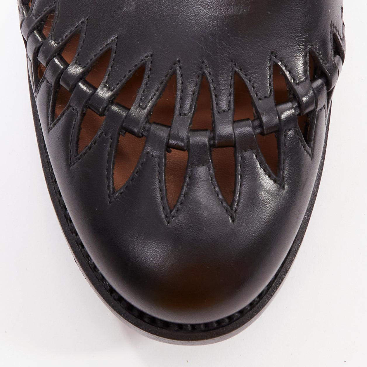 ALAIA Goodyear schwarzes Leder geflochtener Brogue mit Laser Cut Out EU38 im Angebot 1