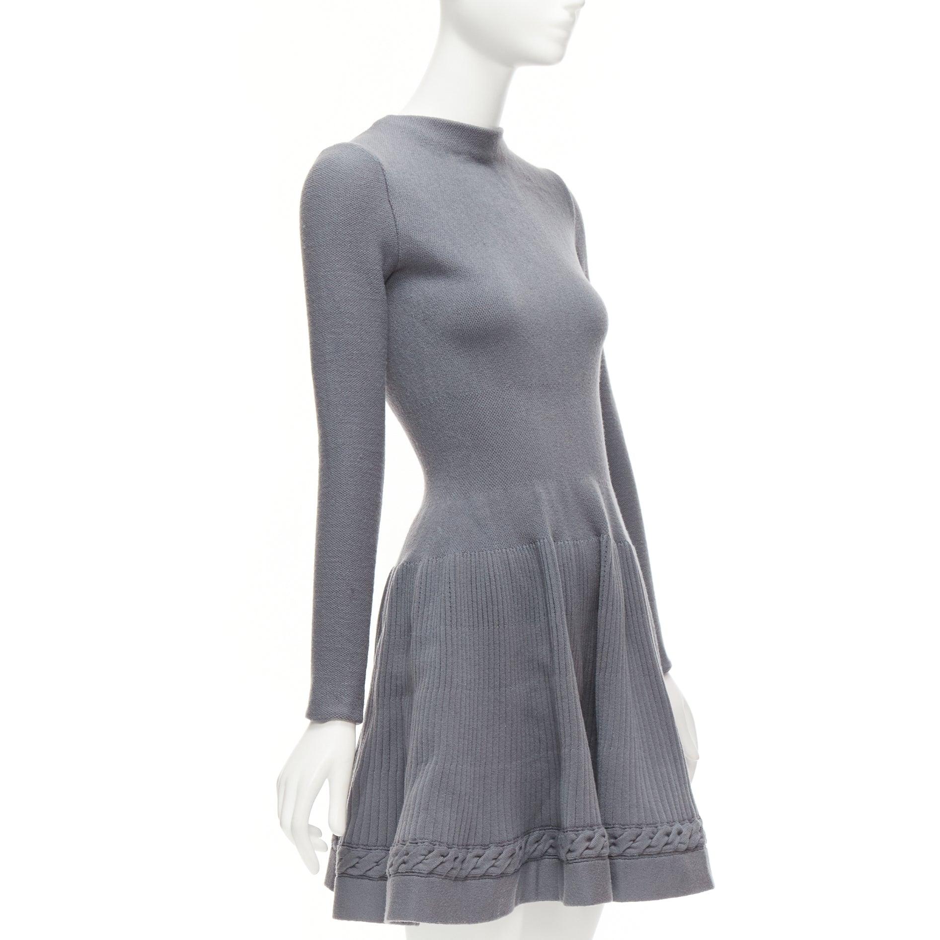 ALAIA grey virgin wool blend crew cable fit flare knitted dress FR38 XS In Good Condition For Sale In Hong Kong, NT
