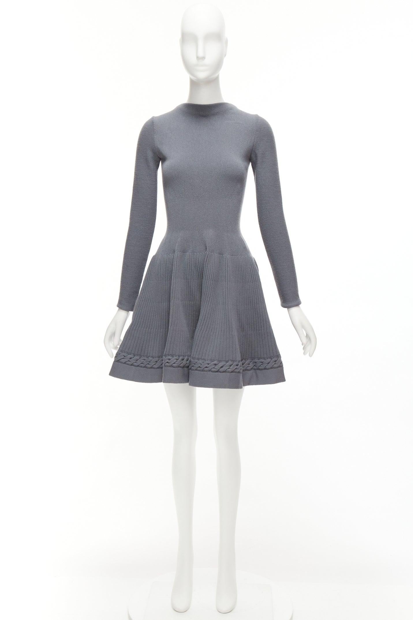 ALAIA grey virgin wool blend crew cable fit flare knitted dress FR38 XS For Sale 4