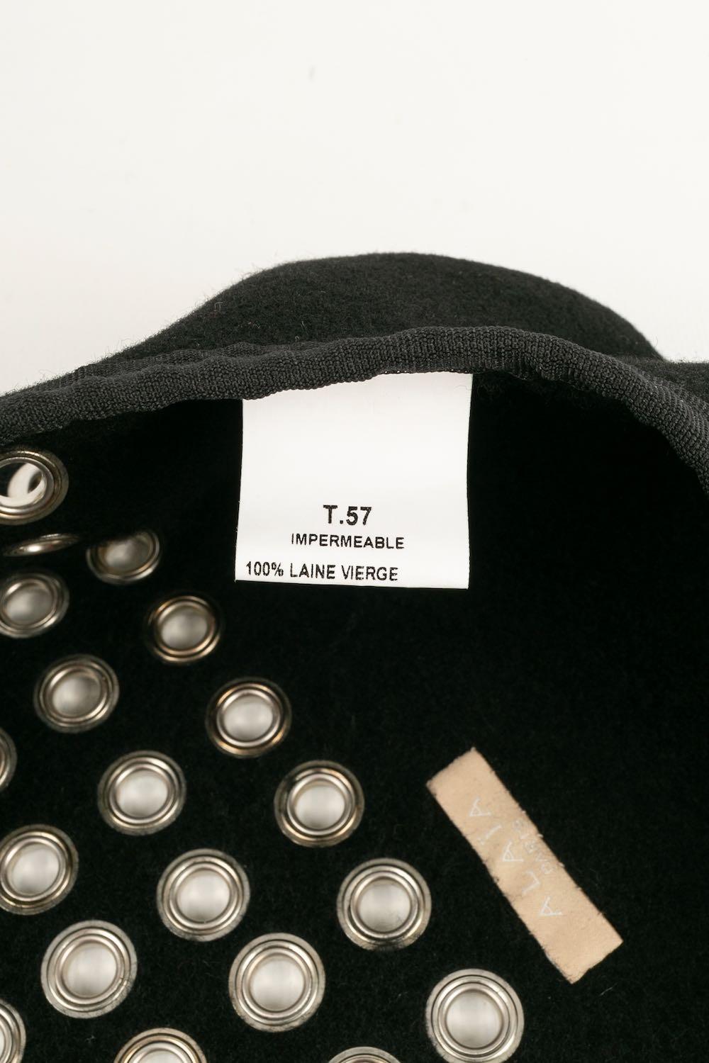 Women's Alaïa Hat / Beret in Black Virgin Wool Embellished with Silver Rivets For Sale