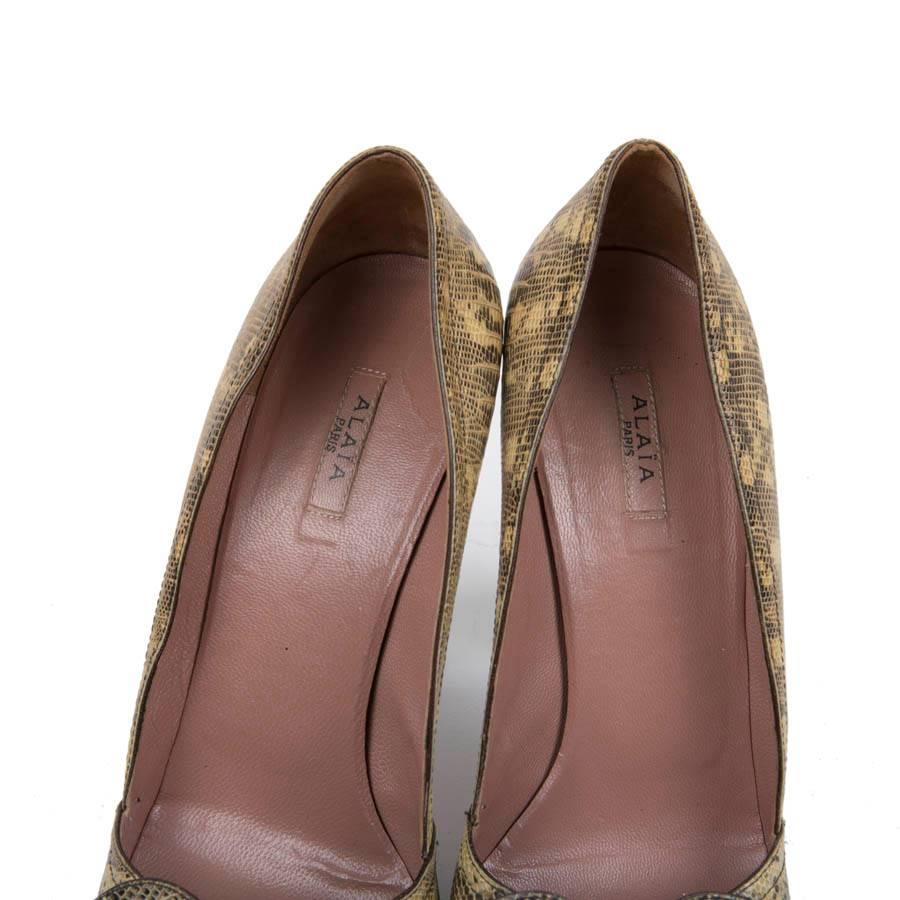ALAÏA Sandales à talons hauts en  Peau de serpent Taille 39FR en vente 2