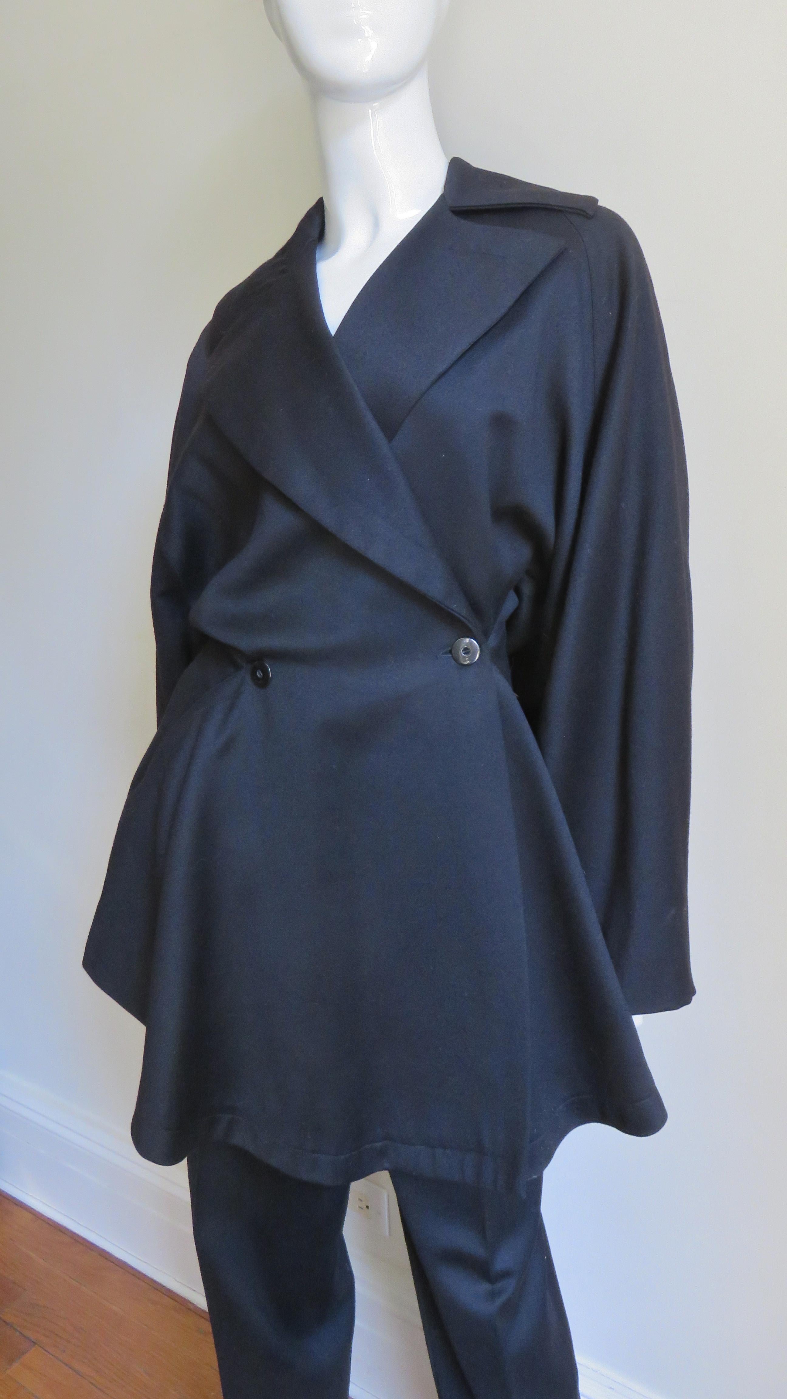 Azzedine Alaia - Tailleur veste, jupe et pantalon, automne-hiver 1986 en vente 3