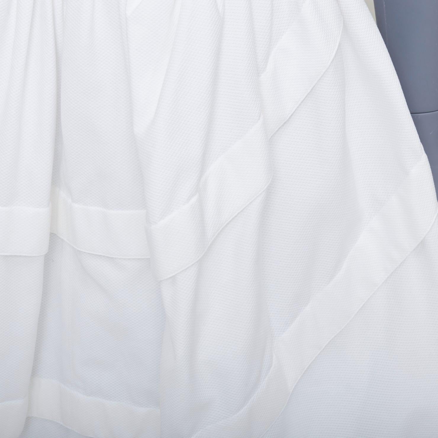 Gris I.L.A. jupe tulipe longueur genou en coton gaufré ivoire FR40 L en vente