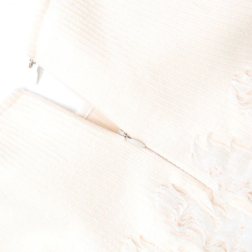 Alaia ivory ruffle-trimmed stretch-knit mini skirt US 6 In New Condition In London, GB