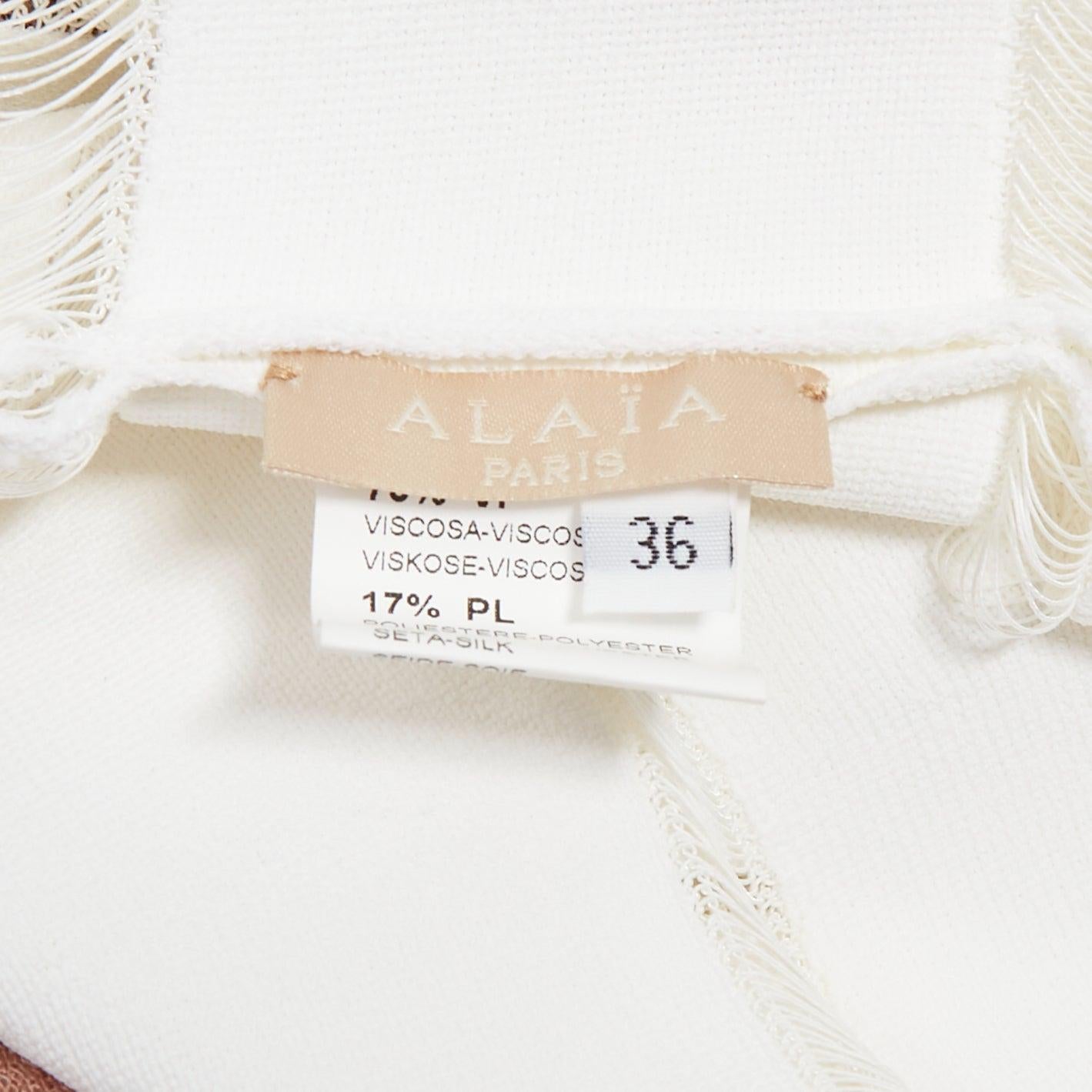 ALAIA ivoire, viscose mélangée, col carré, robe évasée et ajustée en tricot à mailles transparentes FR36 S en vente 3