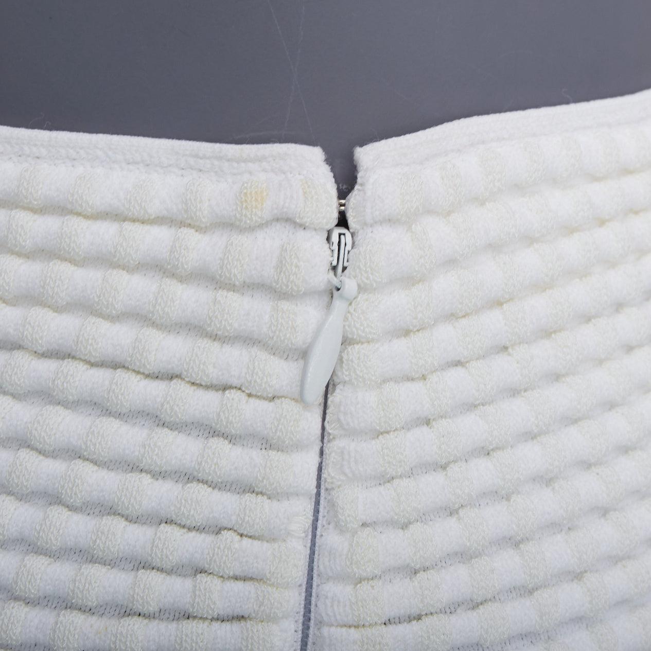 ALAIA - Jupe évasée en tricot horizontal, ivoire, mélange de viscose FR36 S en vente 3