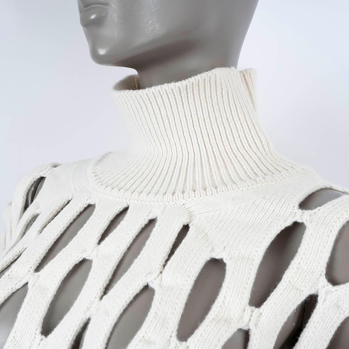 ALAIA ivory wool 2022 CUT-OUT TURTLENECK Sweater 40 M For Sale 1