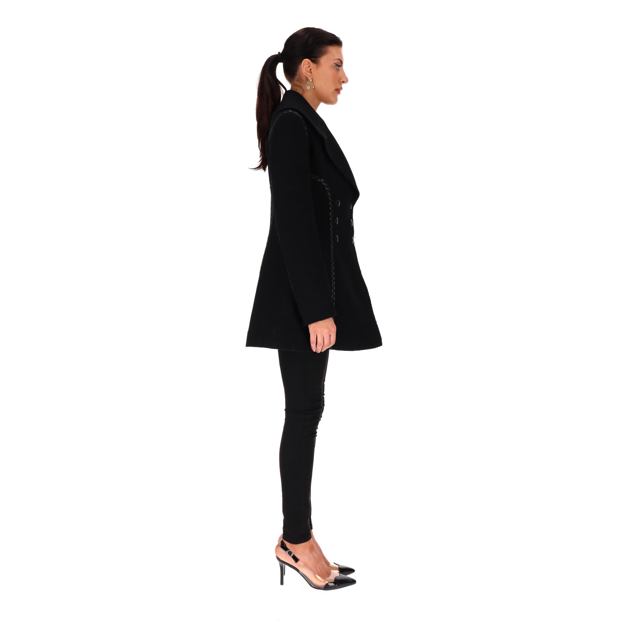 Nero Alaia Leather Trimmed Tailored Wool Coat in vendita
