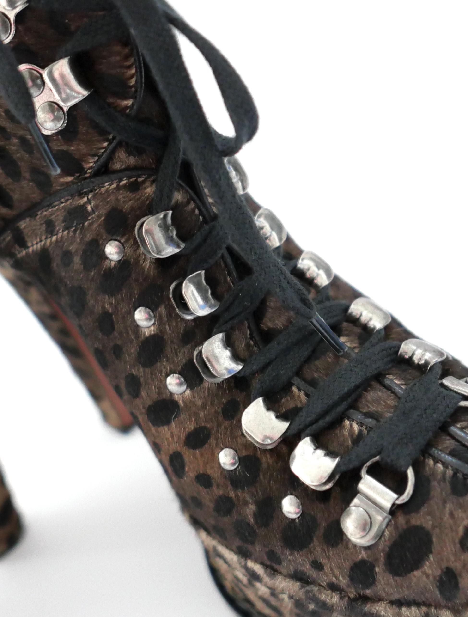 Alaia Leopard Calf Skin Platform Ankle Boots im Zustand „Neu“ im Angebot in London, GB