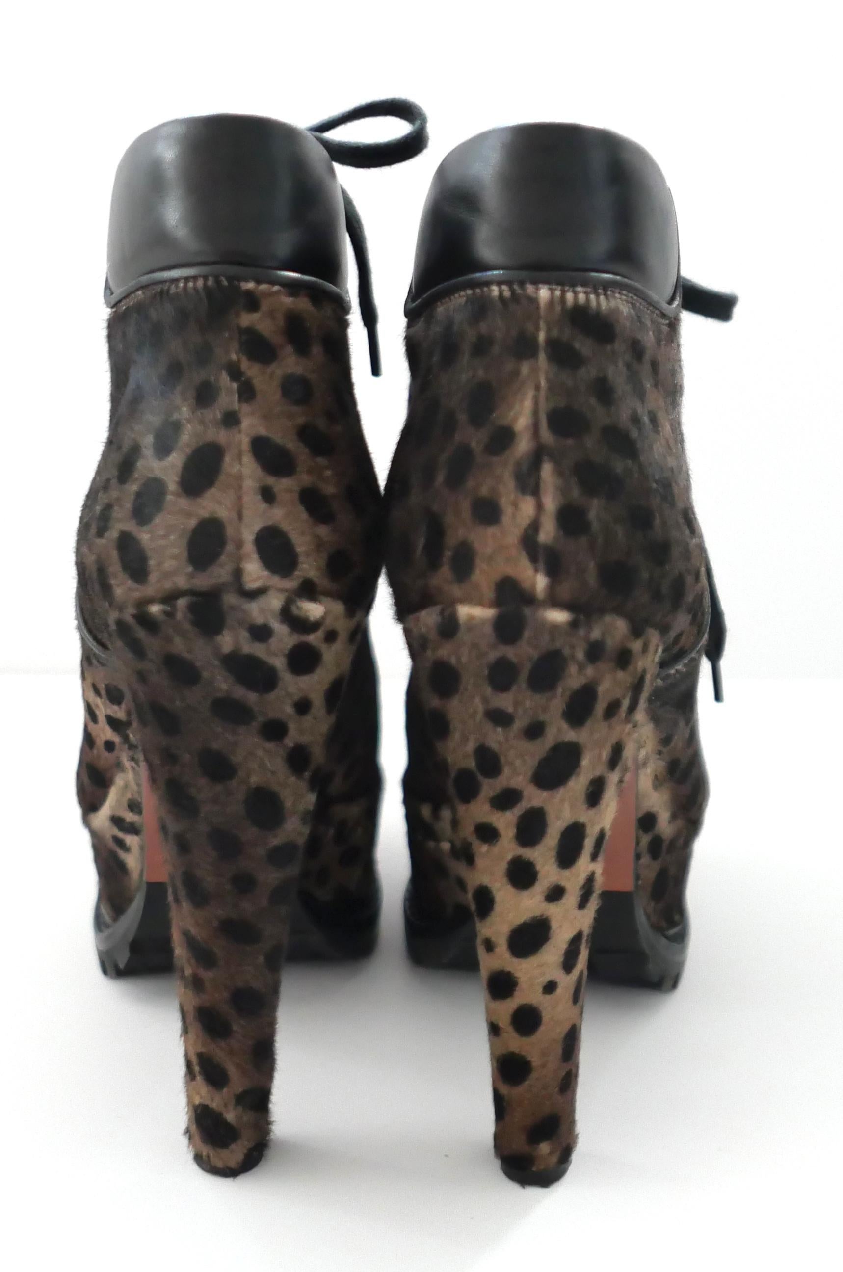 Alaia Leopard Calf Skin Platform Ankle Boots Damen im Angebot