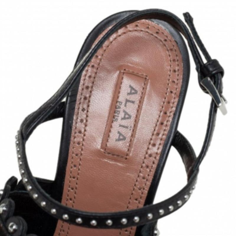 Alaia Leopard Print Calf Hair & Black Studded Leather Slingback Sandals Size 37 For Sale 2