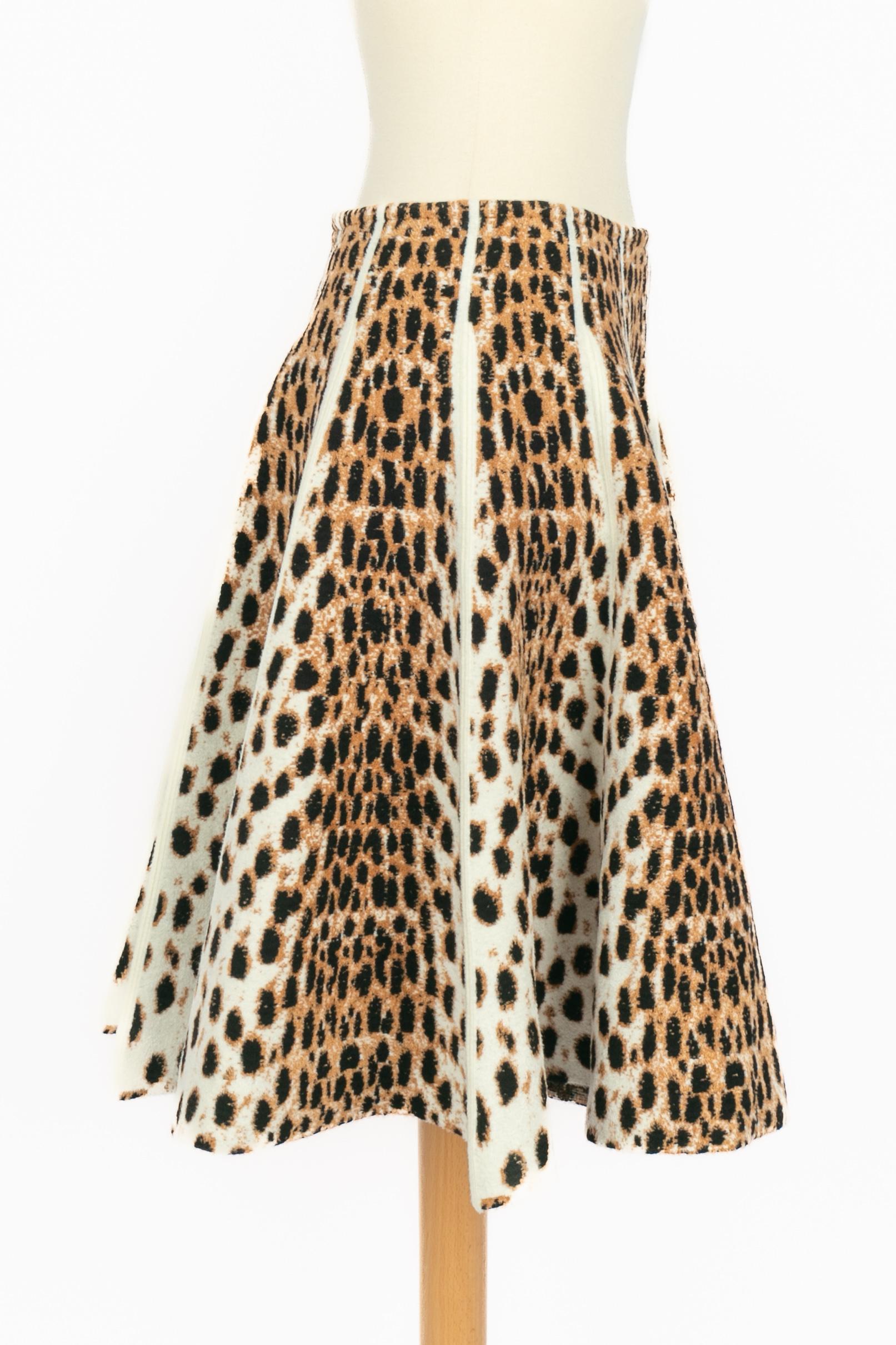 Beige Alaïa leopard skirt For Sale