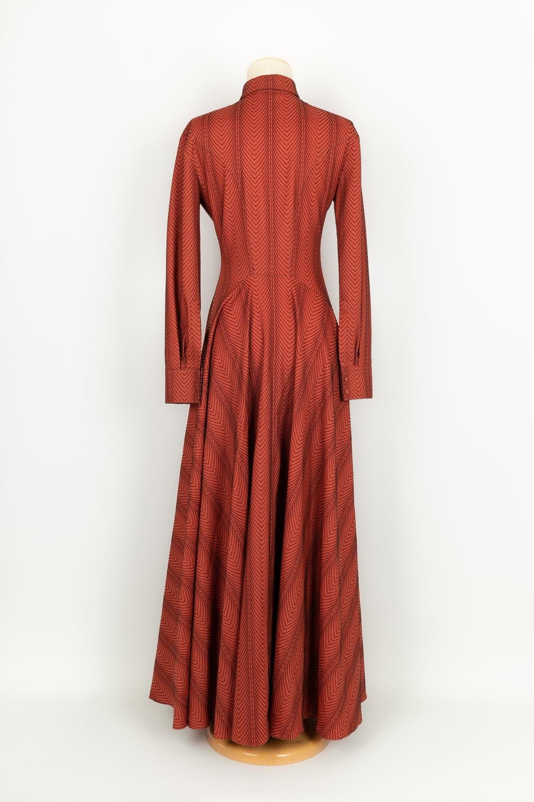 Alaïa - Robe longue évasée en laine Brown/Orange à pois noirs Excellent état - En vente à SAINT-OUEN-SUR-SEINE, FR