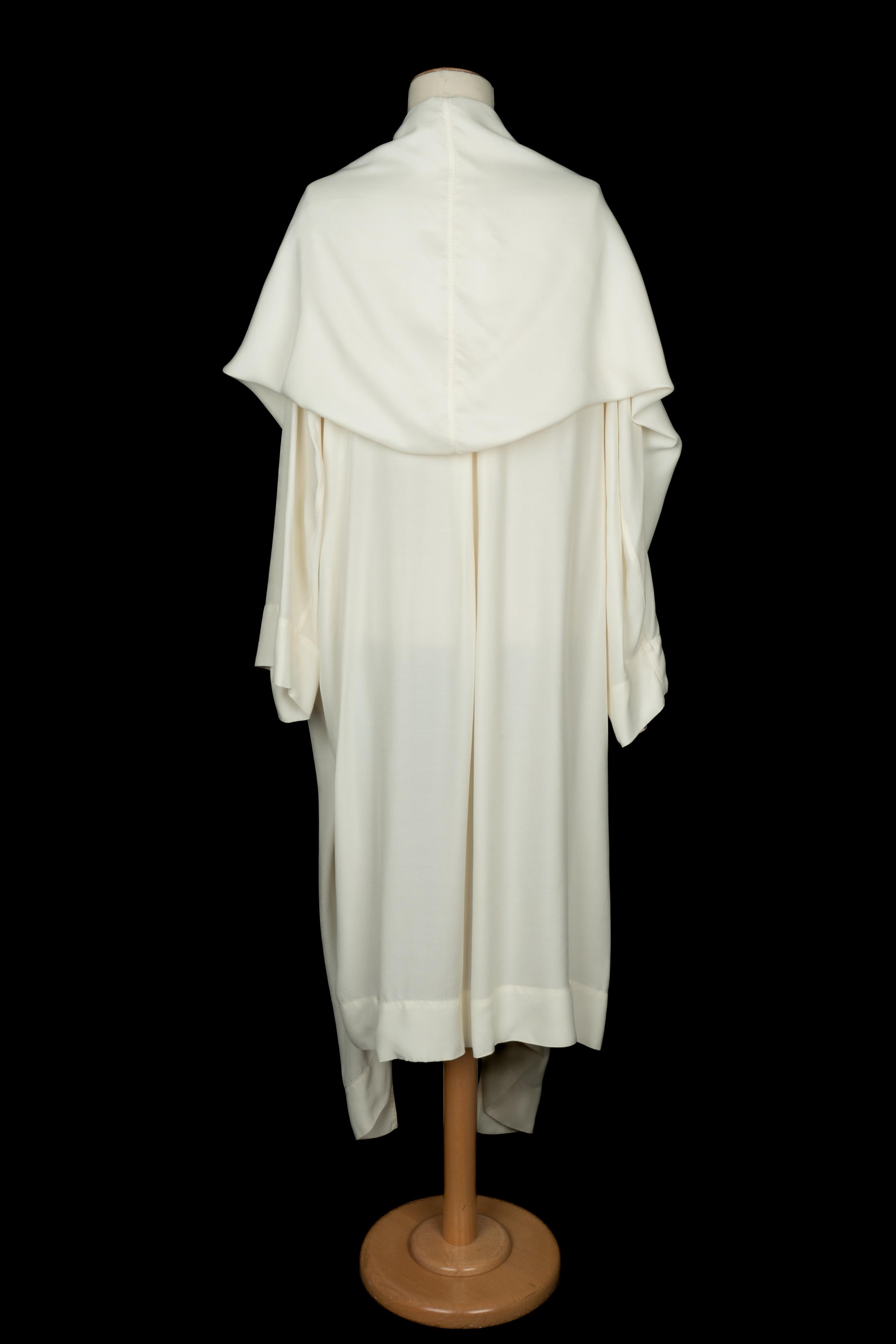 Veste longue blanche Alaïa 1985s Excellent état - En vente à SAINT-OUEN-SUR-SEINE, FR