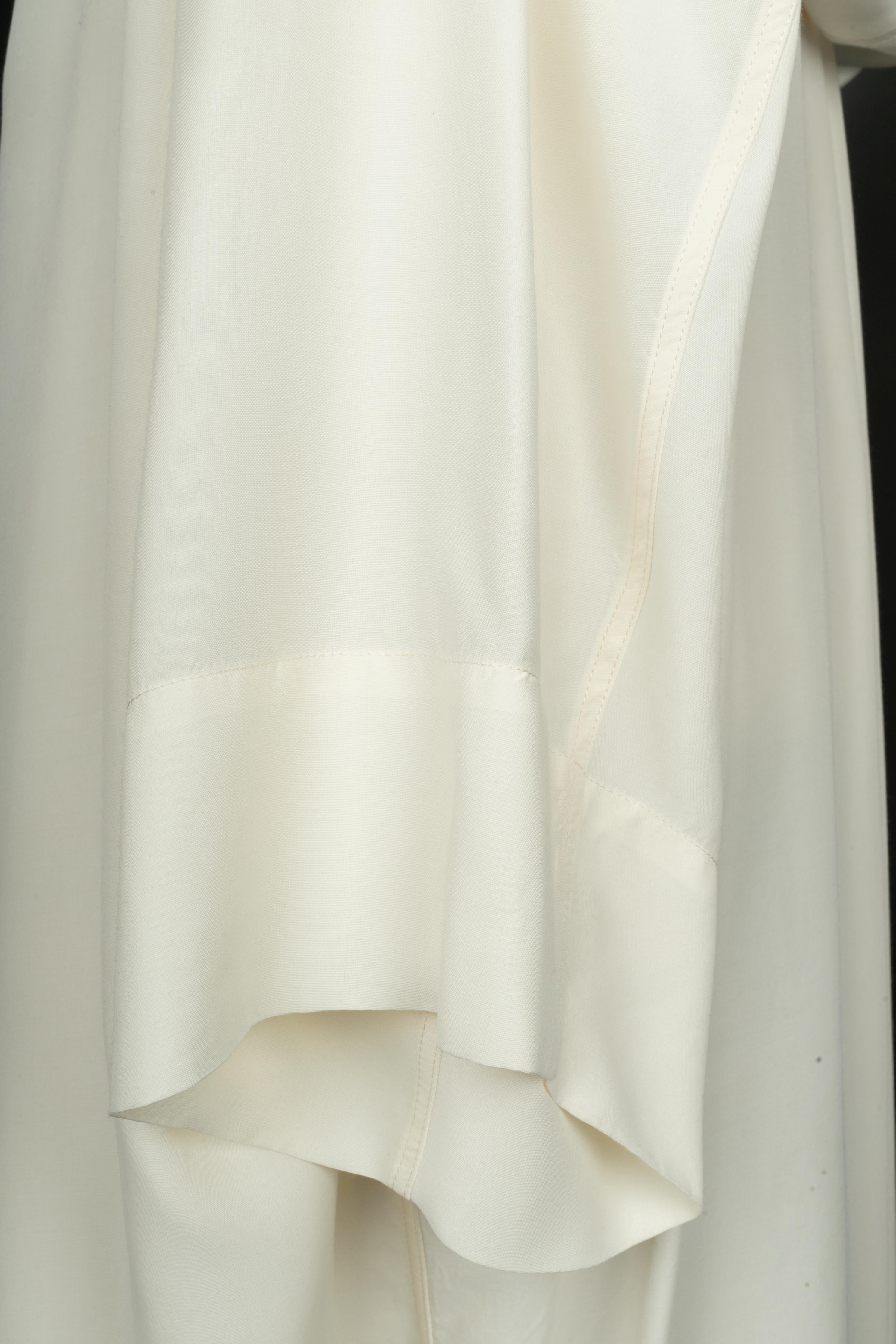 Veste longue blanche Alaïa 1985s en vente 1