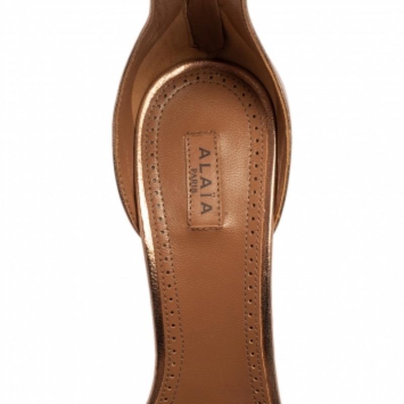 Alaia Metallic Bronze Leather Bombe Ankle Strap Sandals Size 39 For Sale 1