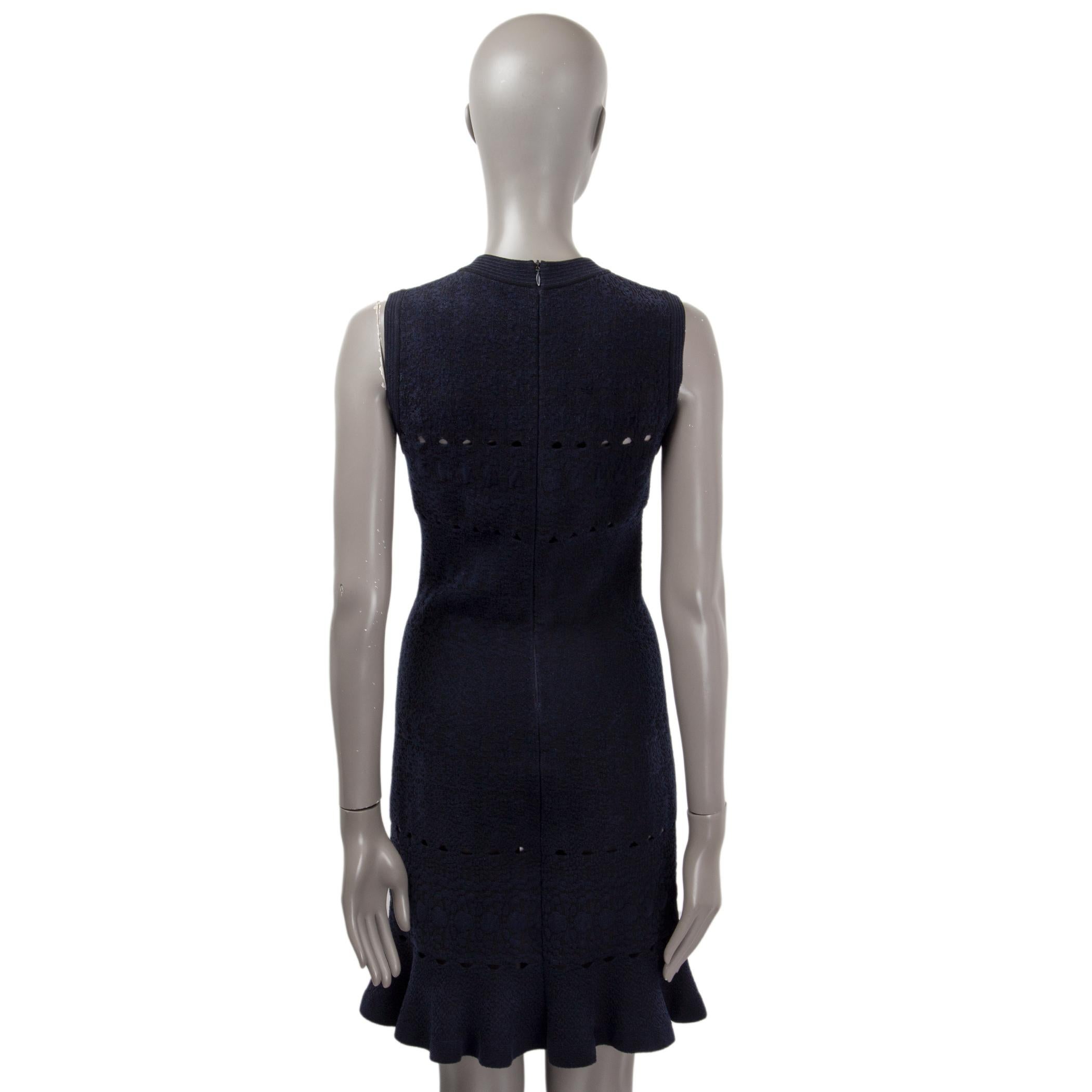Alaïa - Robe à volants en viscose bleu nuit avec découpes, 40 M Excellent état - En vente à Zürich, CH