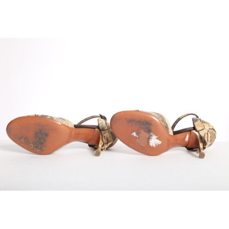 ALAIA naturale con fiocco a scaglie e cinturino alla caviglia, tacchi EU35.5 US5.5 UK2.5 in vendita 1