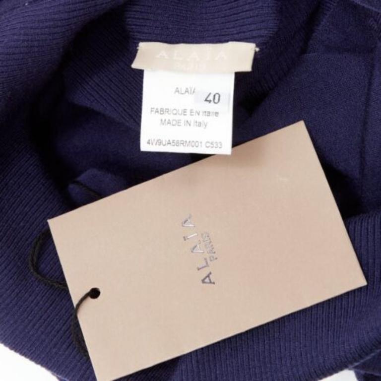 ALAIA maglia a collo alto con bottoni in misto lana blu navy FR40 L. in vendita 3