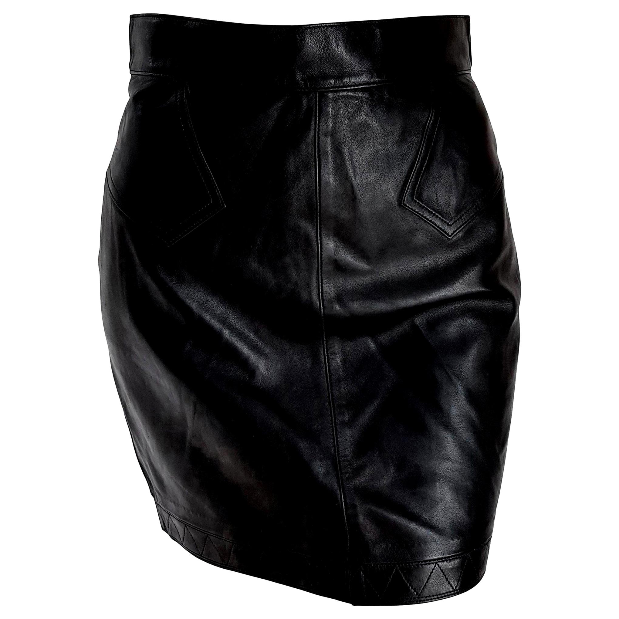 ALAIA "New" Black Leather Mini Skirt - Unworn For Sale