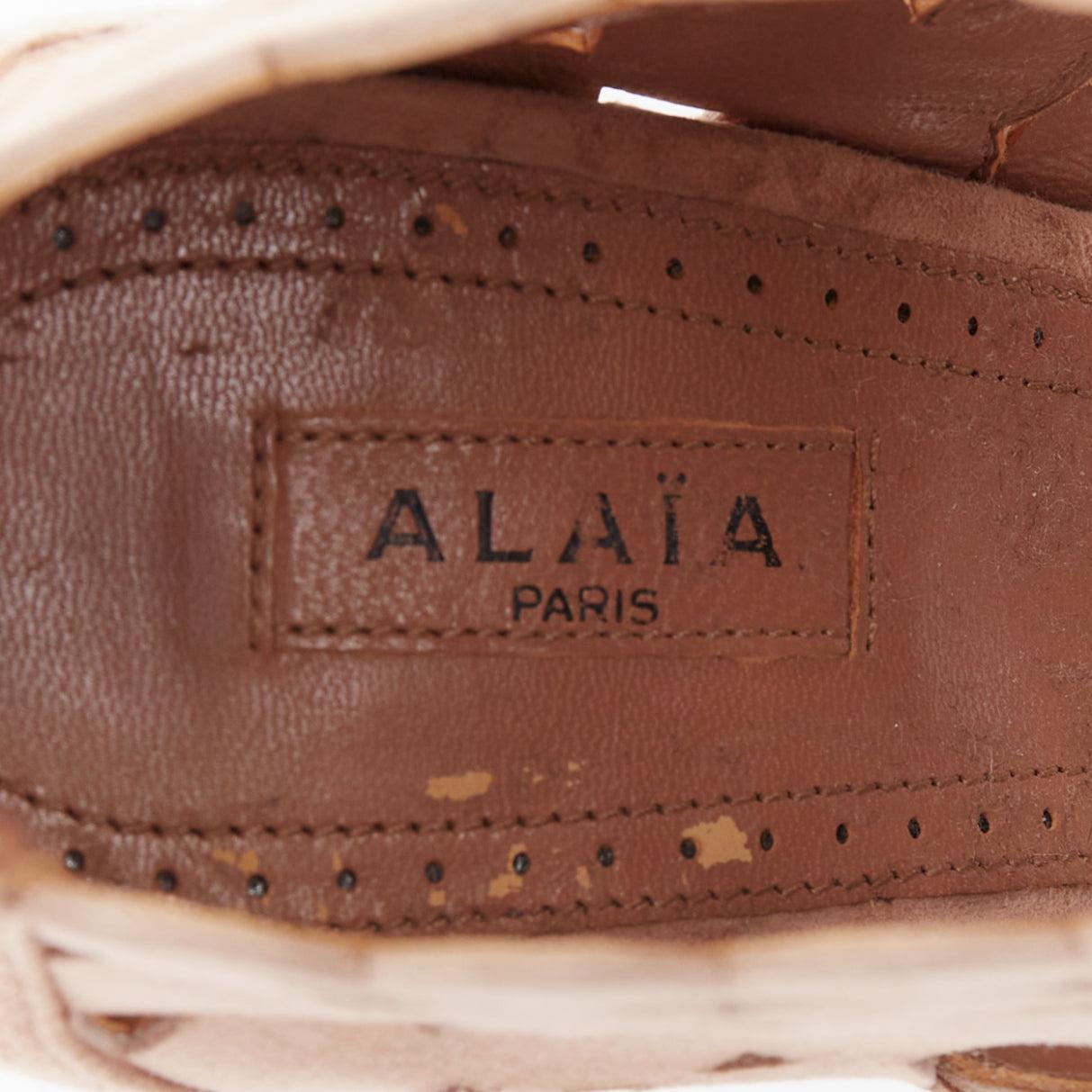 ALAIA nude leather scallop cut out caged high heeled sandals EU35 en vente 5