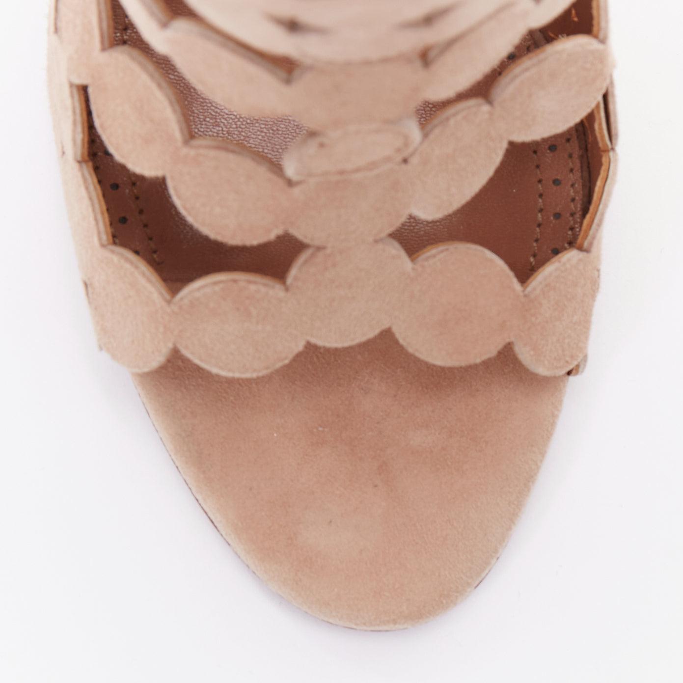 ALAIA nude leather scallop cut out caged high heeled sandals EU35 en vente 1