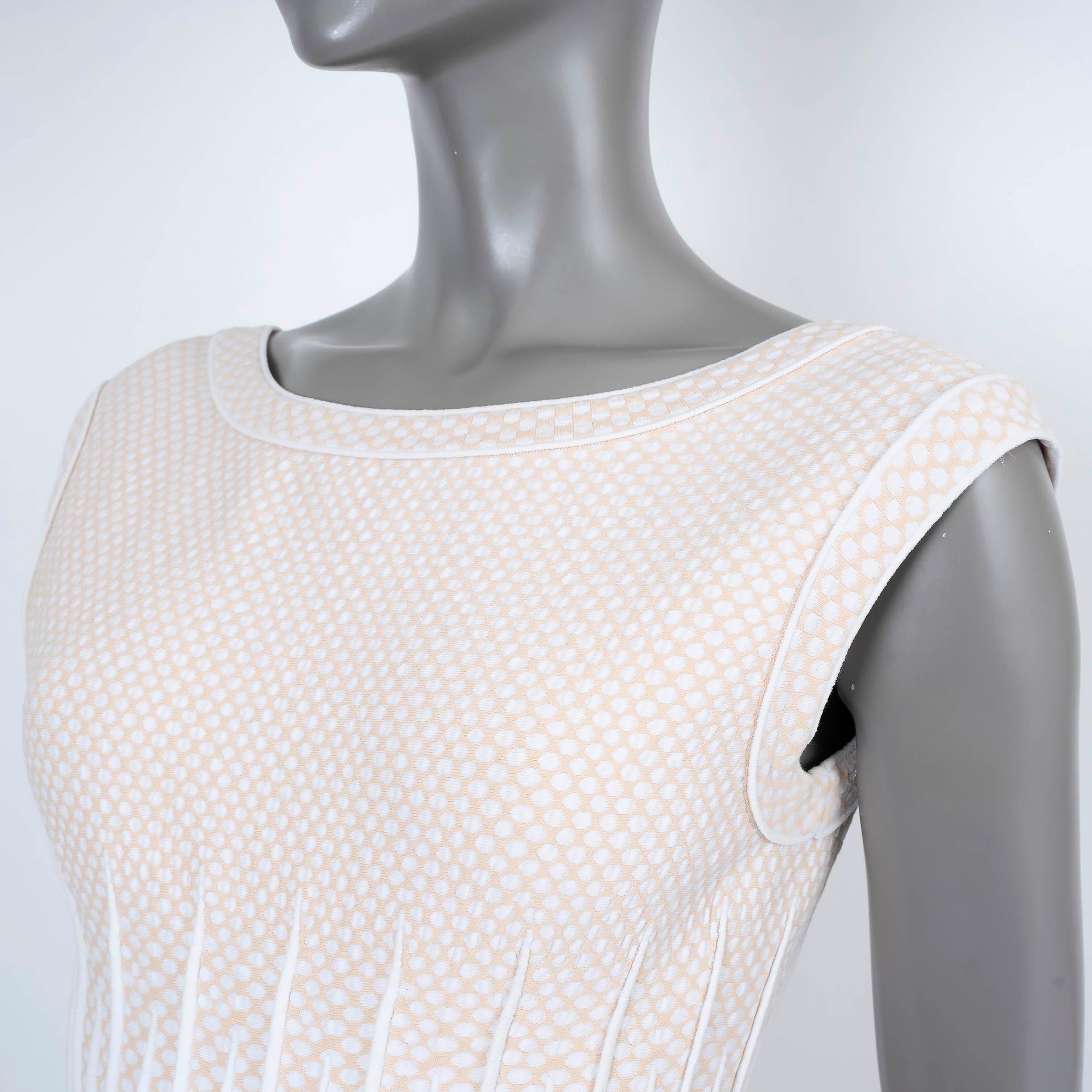 Women's ALAIA nude & white viscose DOT JACQUARD KNIT FLARED Dress 38 S