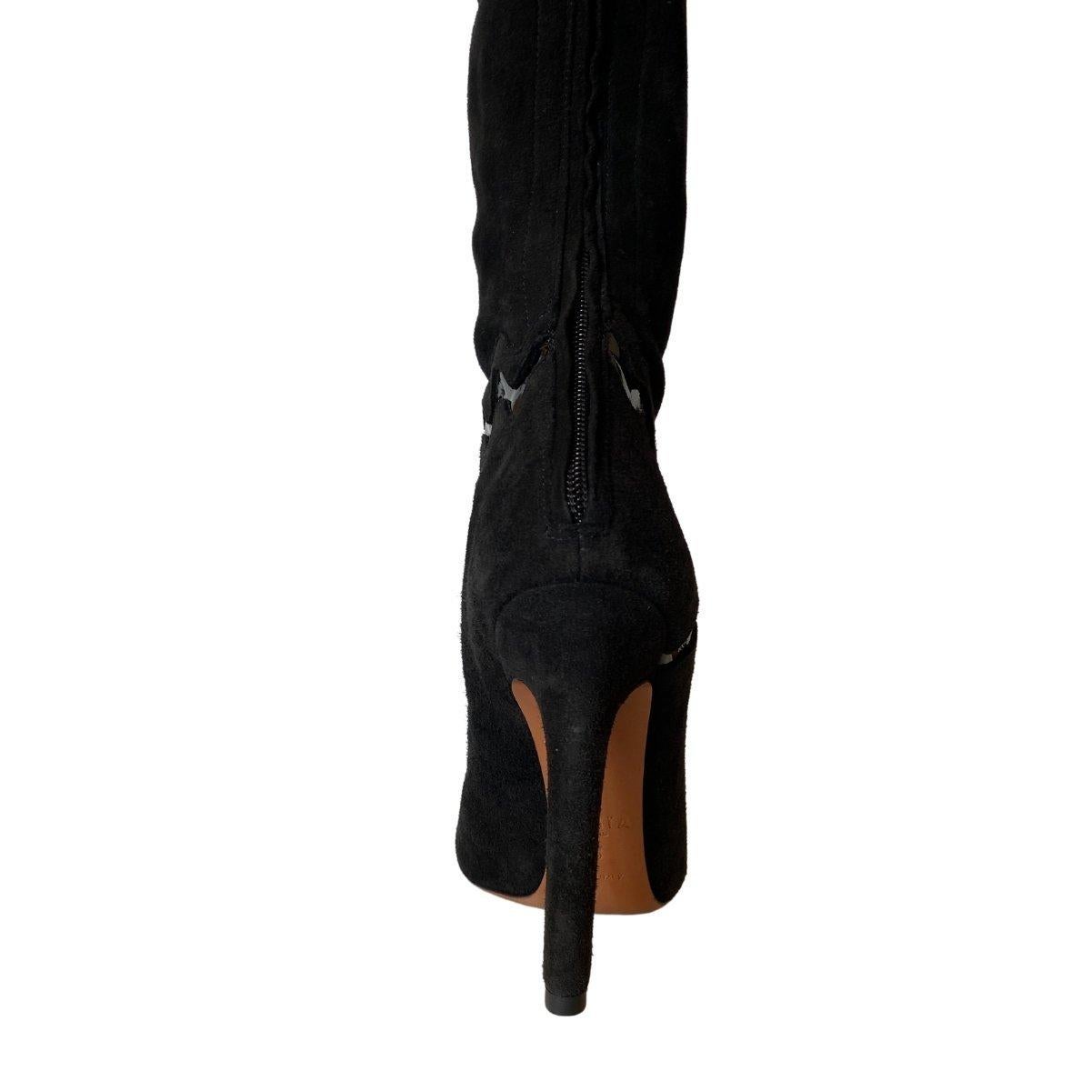 Alaia Over Knee Studded Boots size 36 In New Condition For Sale In Brossard, QC