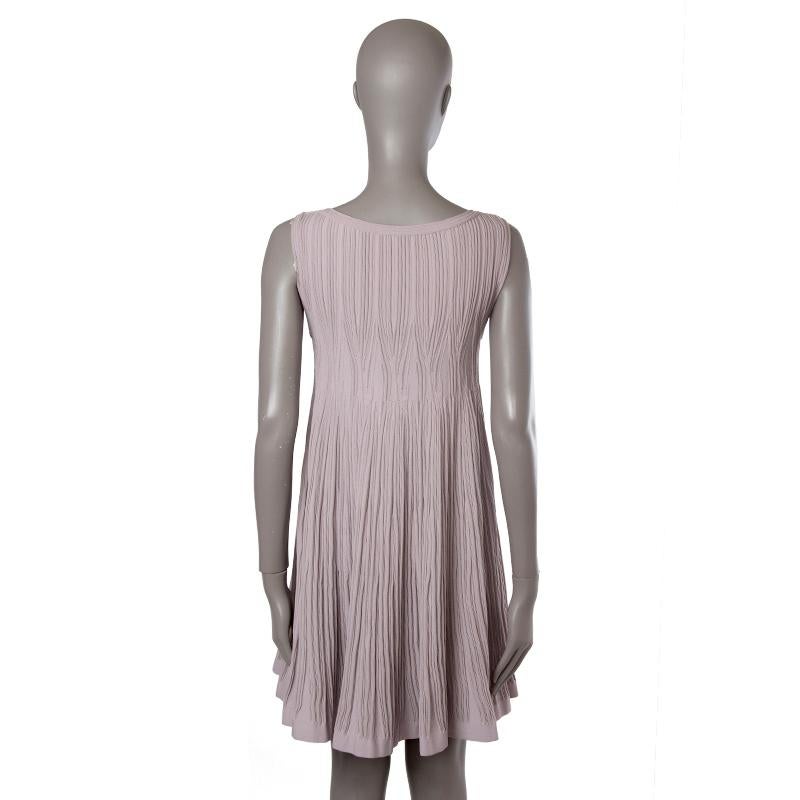 Alaia casual dress in pale lilac viscose (70%), polyester (15%), nylon (10%) and silk (5%). Has been worn and is in excellent condition.

Tag Size 40
Size M
Bust 76cm (29.6in) to 90cm (35.1in)
Waist 72cm (28.1in) to 88cm (34.3in)
Hips 86cm (33.5in)