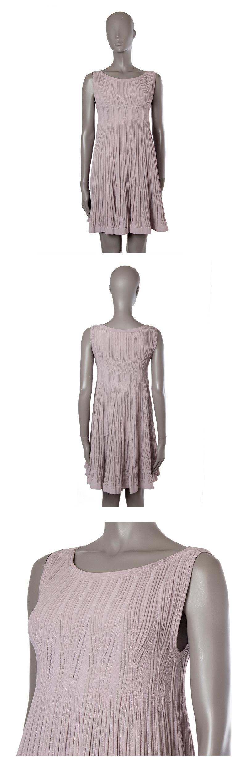 ALAIA pale lilac viscose TEXTURED KNIT Flared Dress 40 In Excellent Condition In Zürich, CH