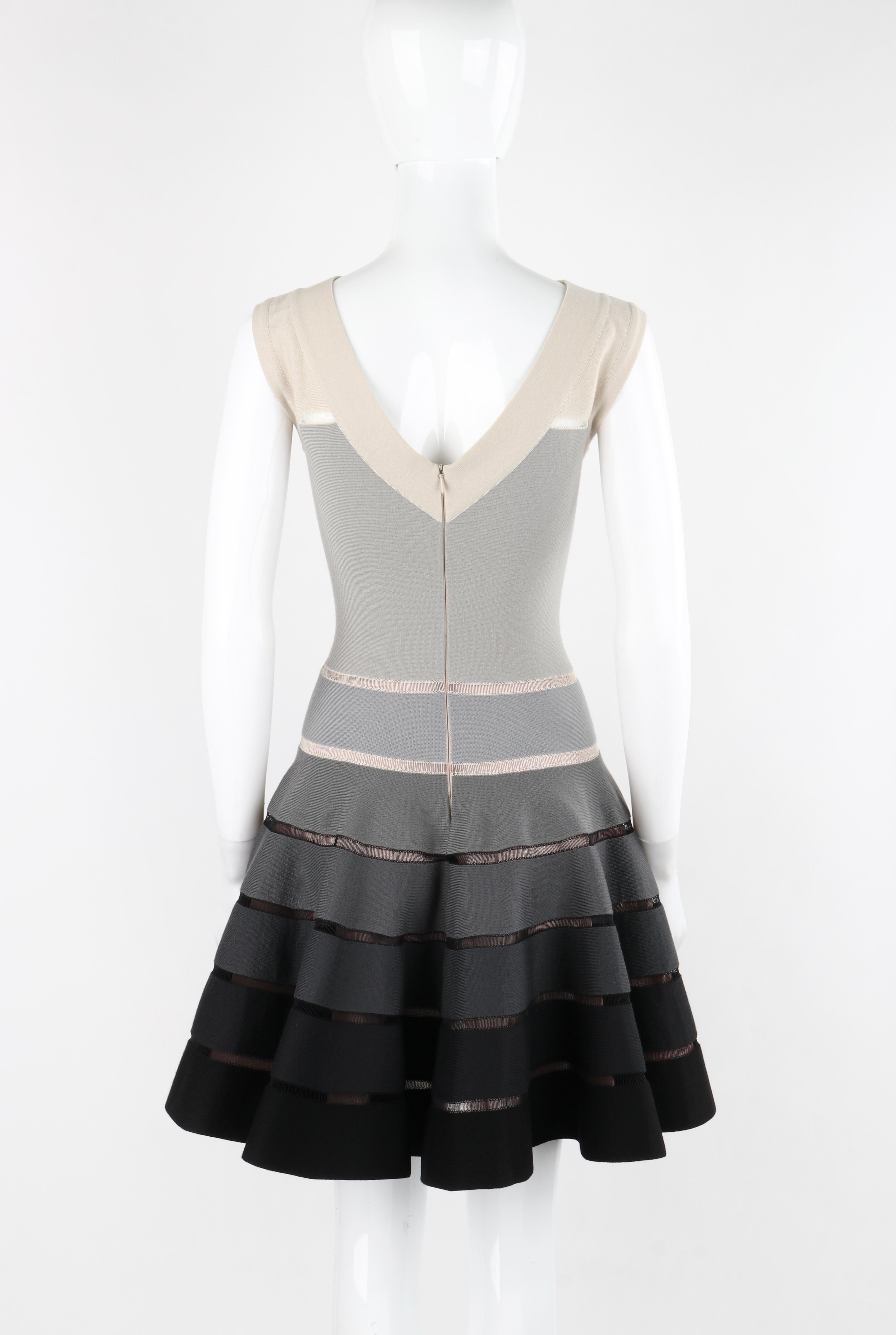 ALAIA PARIS c. 2010 Monochrome Ombre Wool Silk Fit & Flare Skater Mini Dress For Sale 1