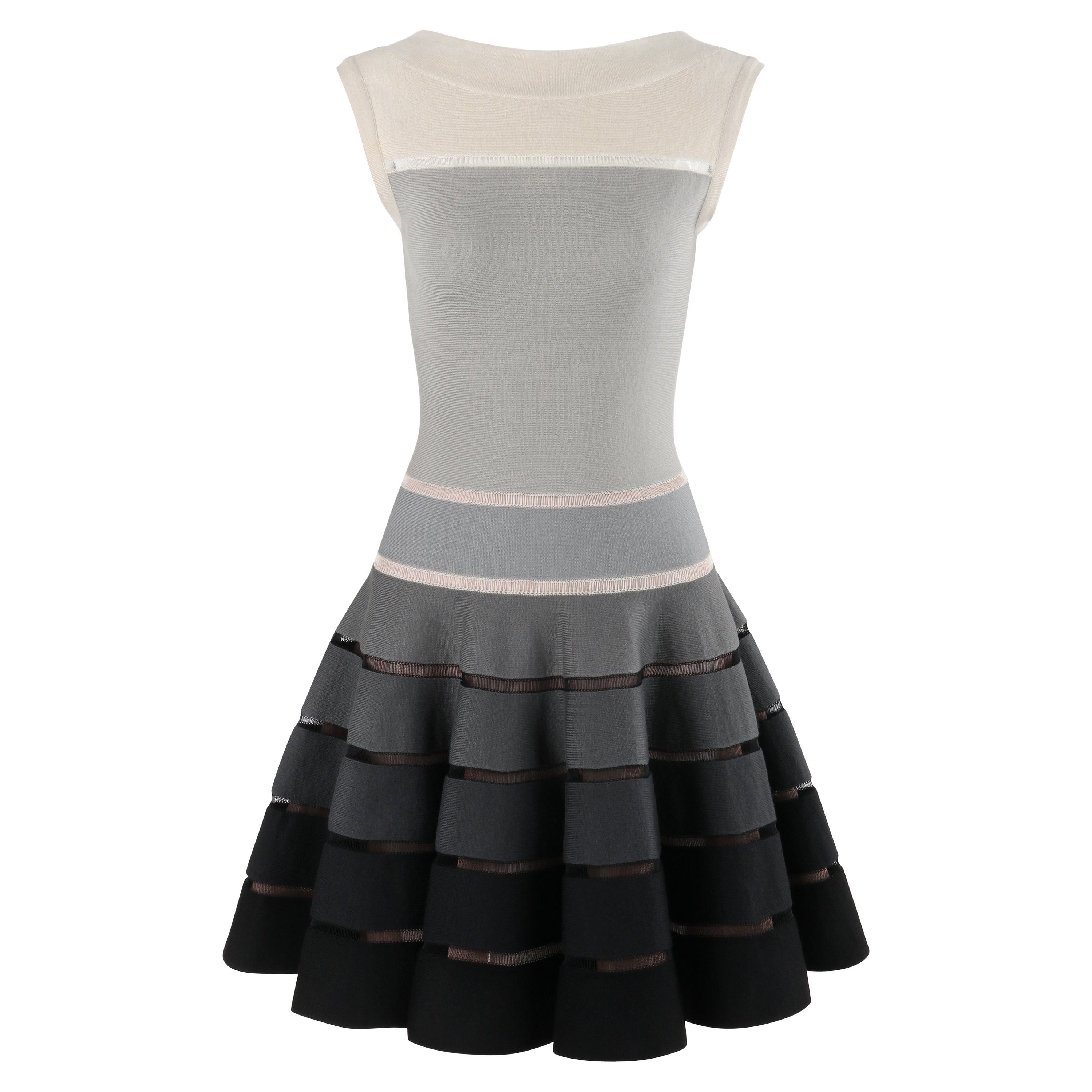 ALAIA PARIS c. 2010 Monocromo Ombre Lana Seda Fit & Flare Skater Mini Vestido en venta