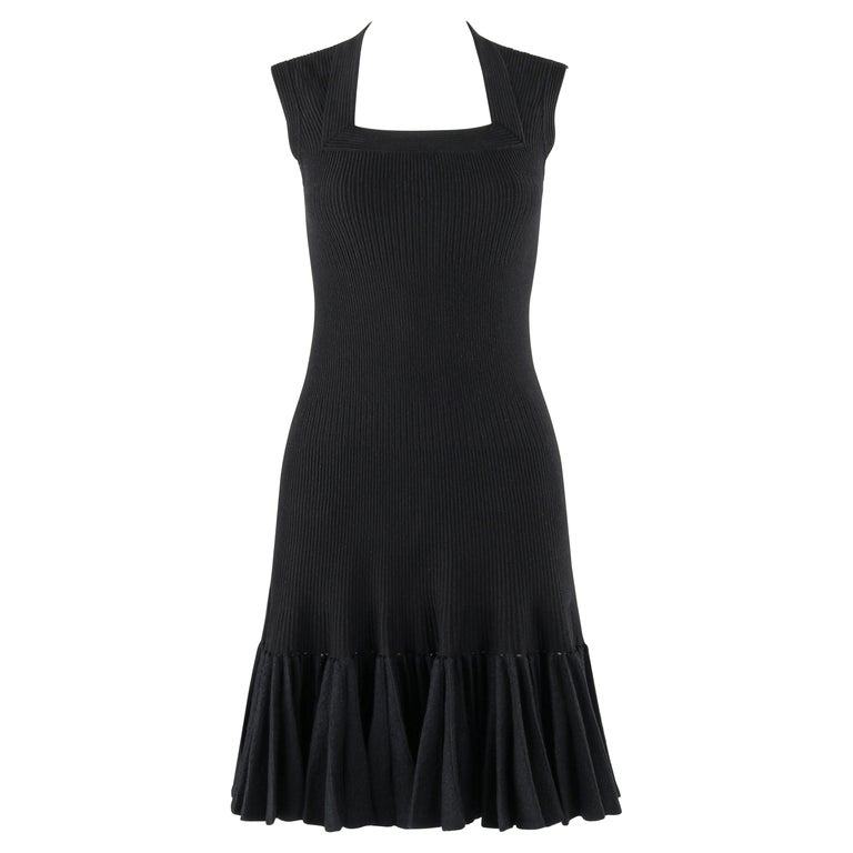 ALAIA Paris c.2010 Black Wool Ribbed Knit Pleated Hem Fit and Flare Mini  Dress For Sale at 1stDibs