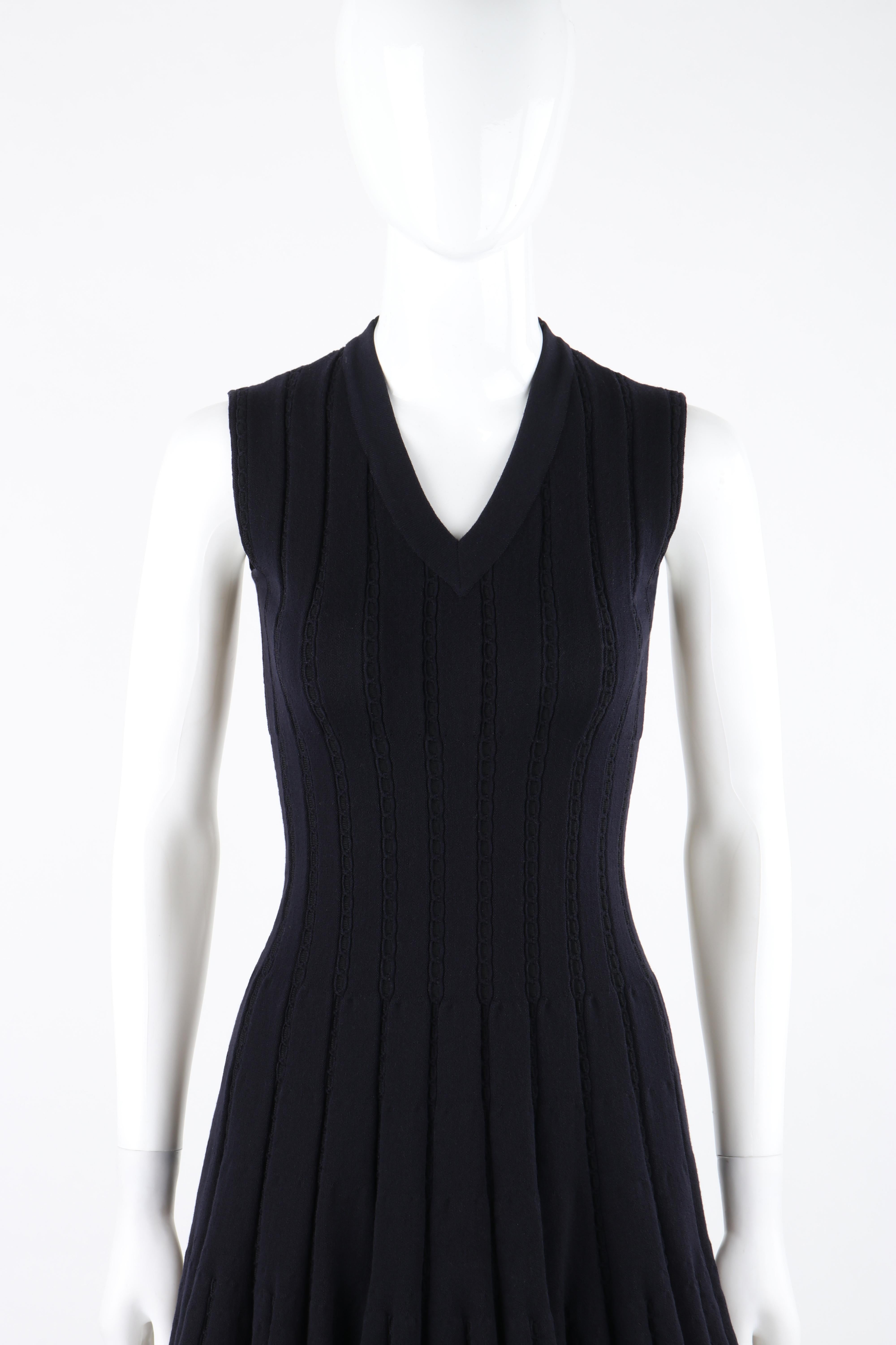 Black ALAIA Paris c.2010 Navy Blue Pleated Knit Sleeveless Fit & Flare Skater Dress 36 For Sale