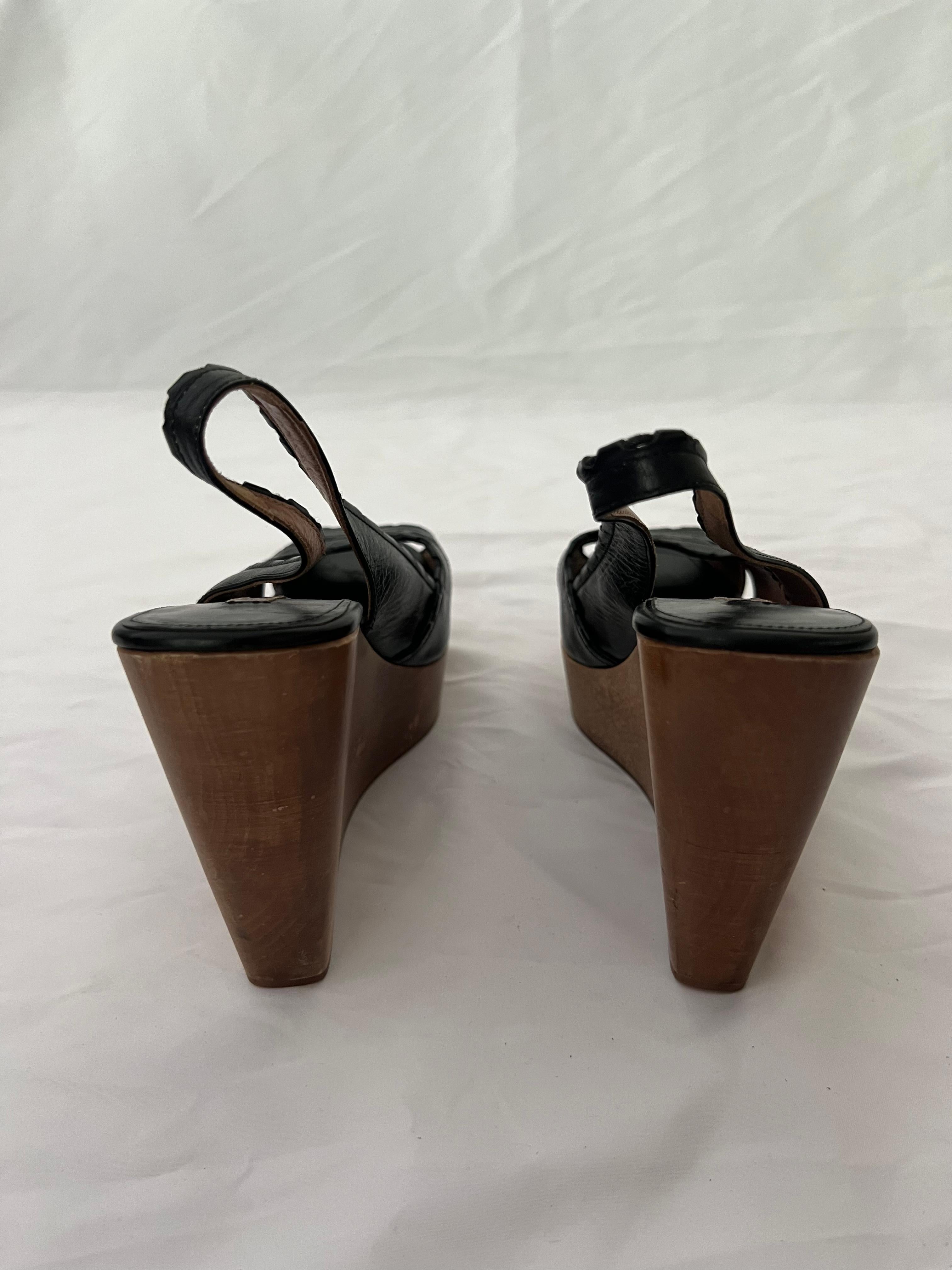 Alaia Paris - Sandales compensées à plateforme en cuir et bois, taille 40 Pour femmes en vente