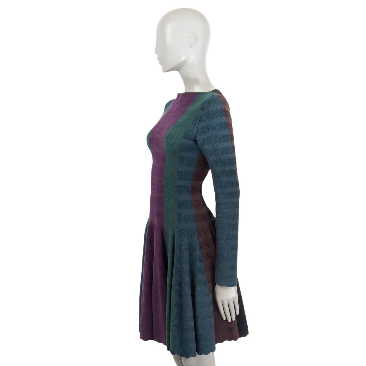 ALAIA petrol & purple viscose & wool COLOR BLOCK FLARED Dress 38 S In Excellent Condition For Sale In Zürich, CH