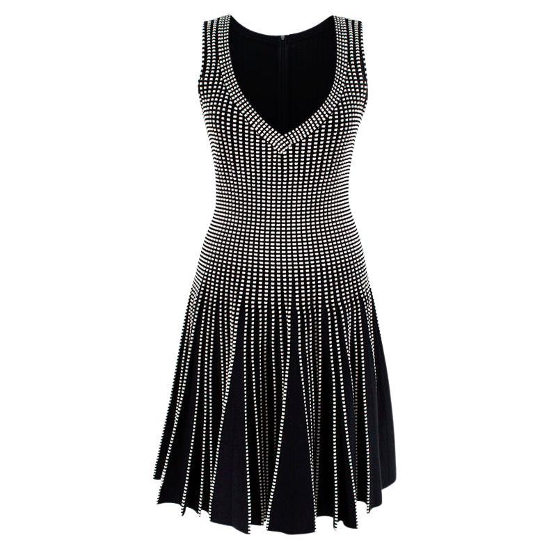 Alaia Pleated Black & White Jacquard Wool Blend Dress For Sale