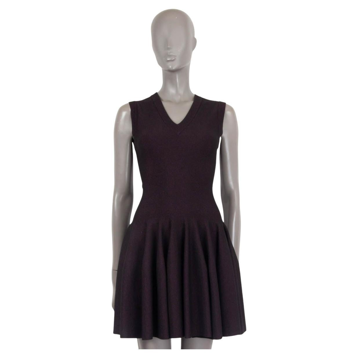 ALAÏA - Robe en maille de viscose violette et noire, 38 S en vente