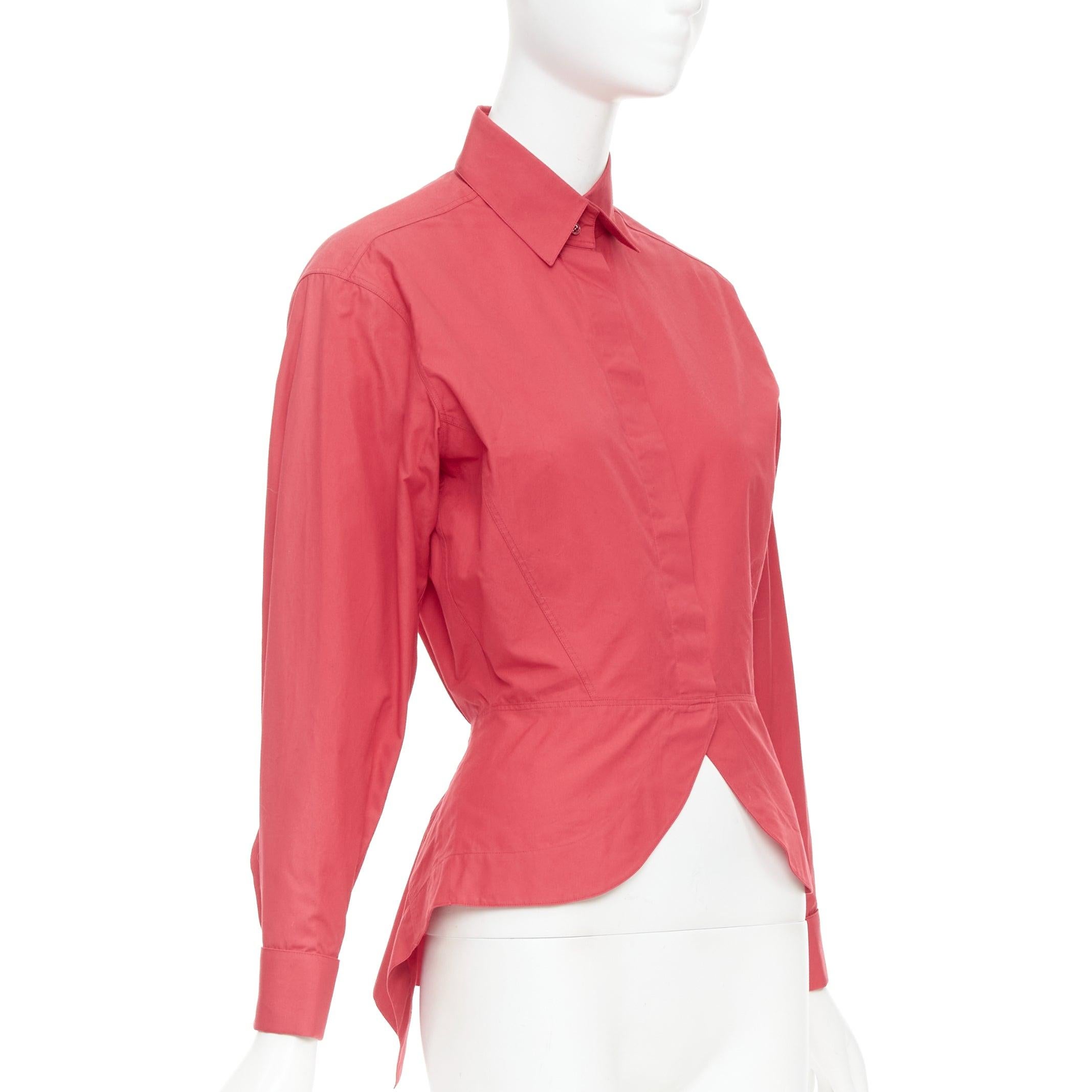 Peplum de pétalo de tulipán curvado de algodón rojo ALAIA  camisa mangas abullonadas FR36 S Rojo en venta