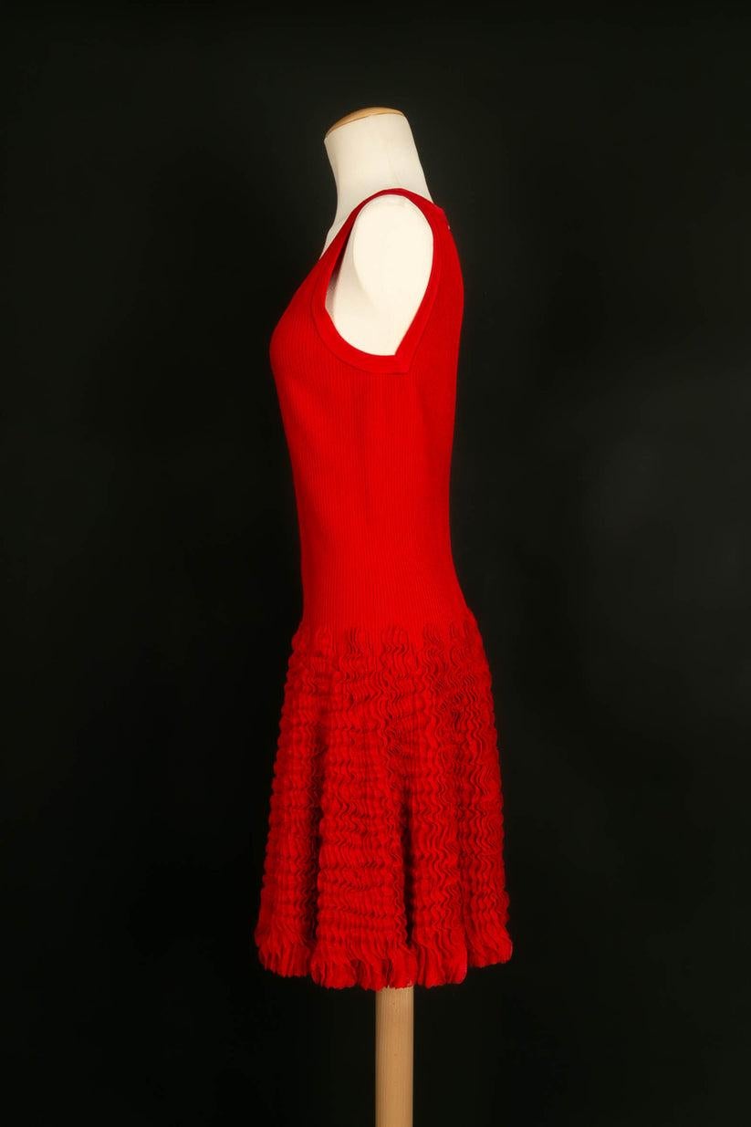 Alaïa -(Made in Italy) Red mesh dress. Size 40FR. Collection 2008.

Additional information: 
Dimensions: Chest: 40 cm, Length: 95 cm
Condition: Very good condition
Seller Ref number: VR144