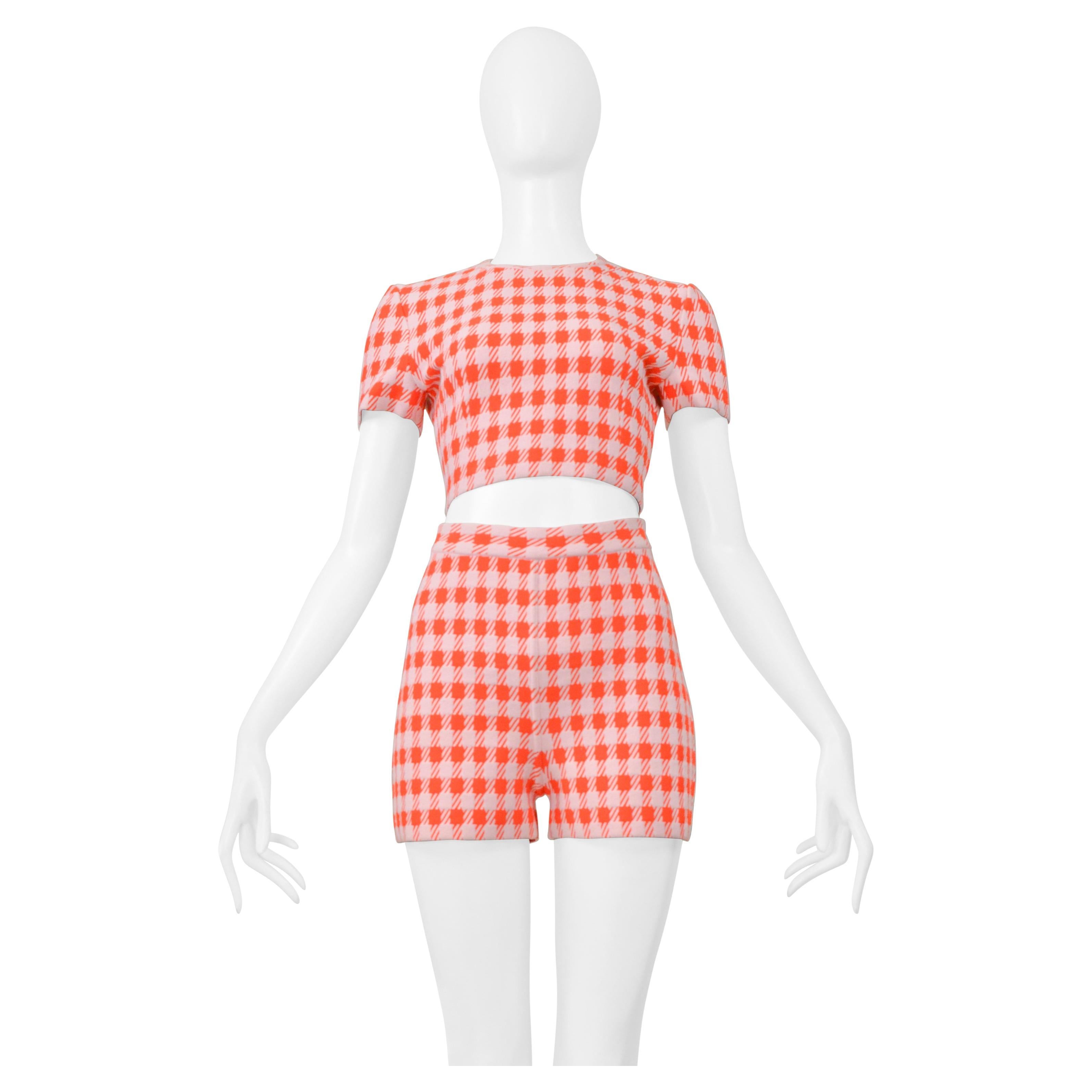 Alaia - Pantaloncini con stampa Tati in rosso e rosa