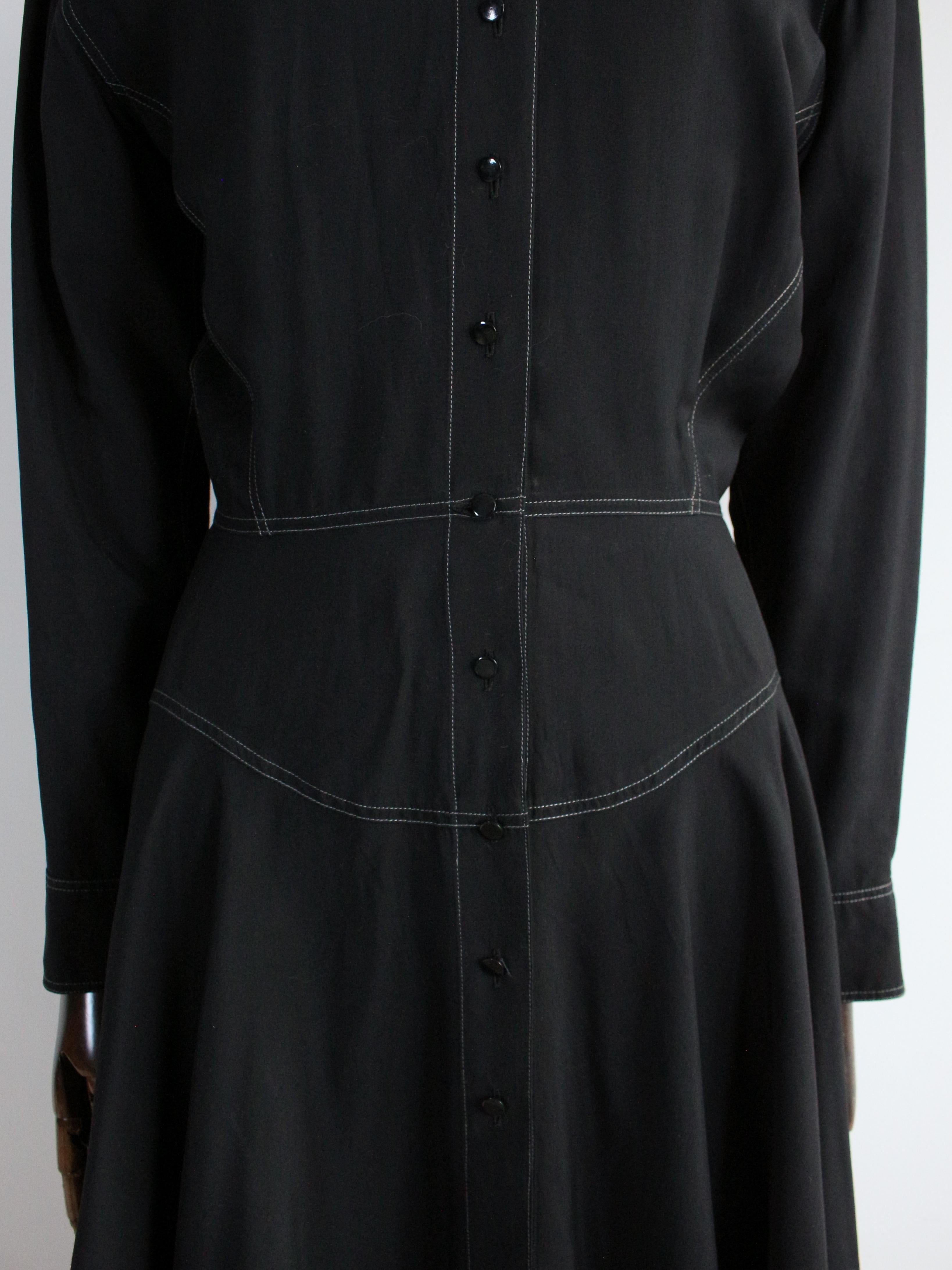 Alaïa S/S87 - Robe chemise noire avec jupe à volants en vente 5